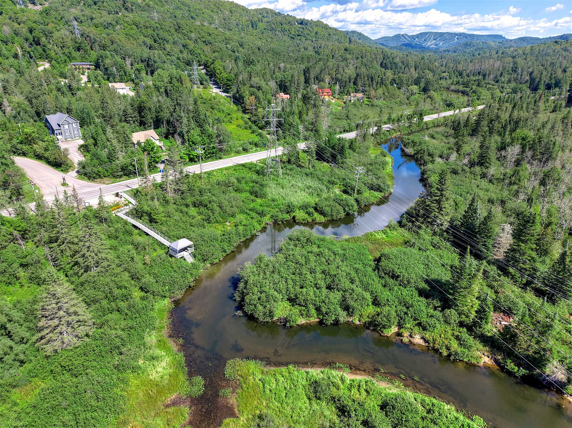 Accès public Riviere à Simon à deux minutes à pied