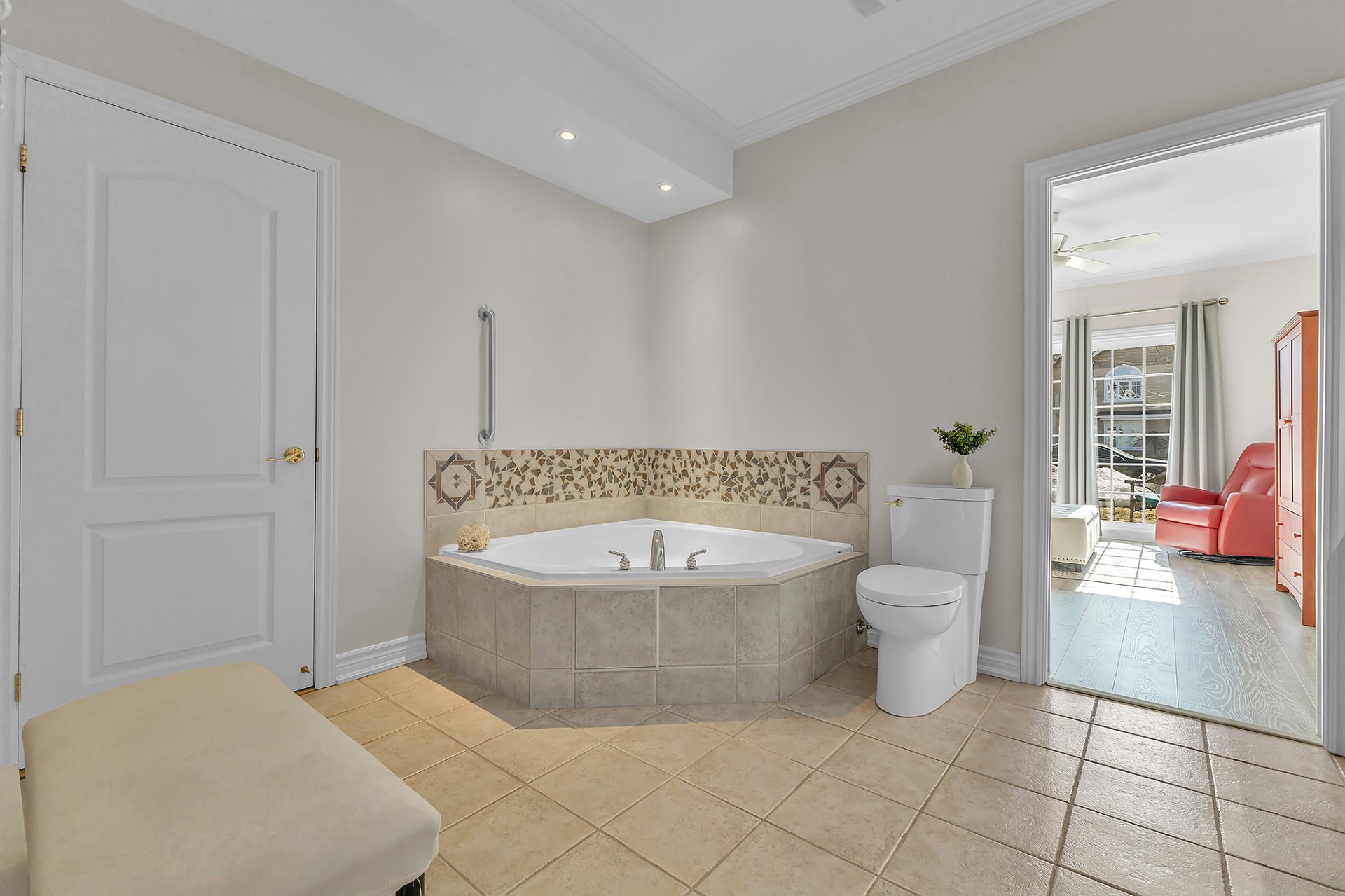 Salle de bains attenante à la CCP