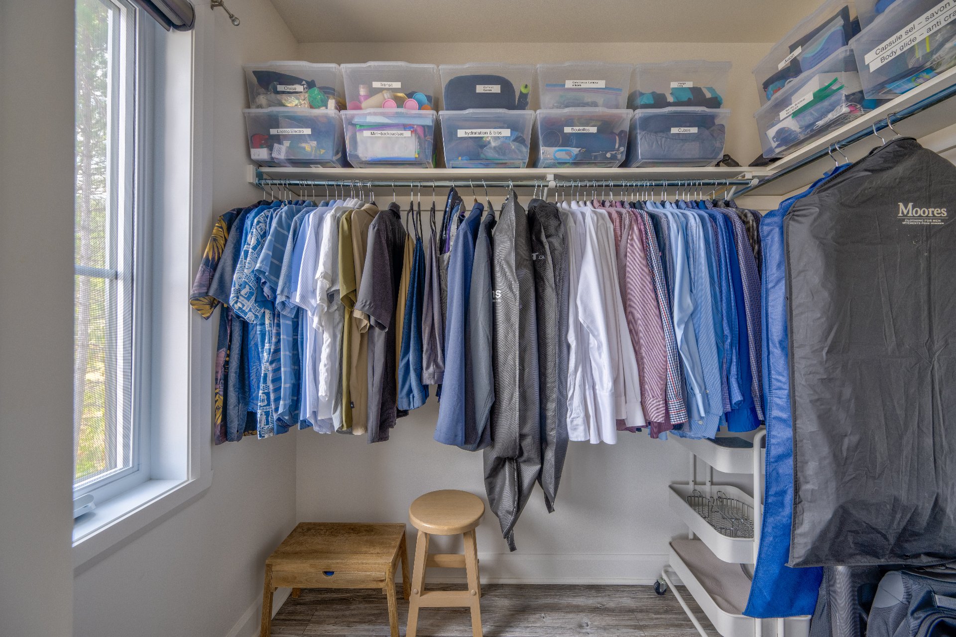 Walk-in closet