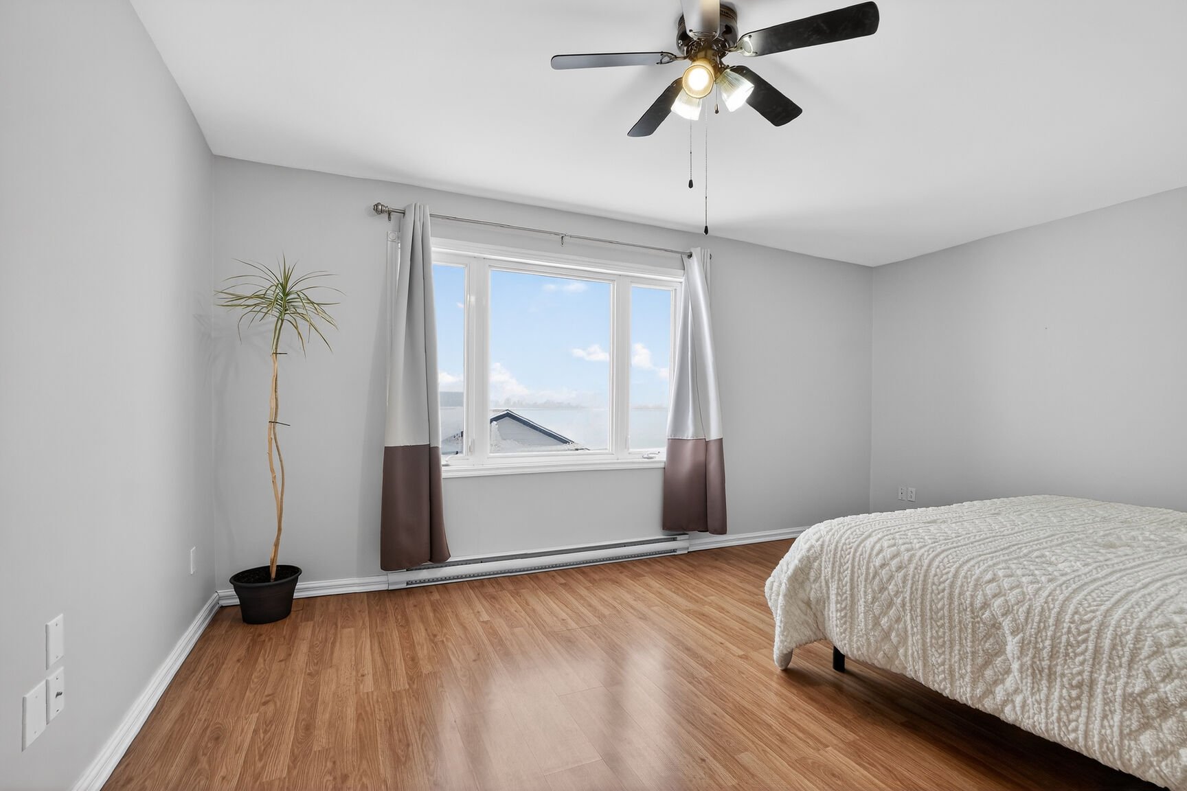 Chambre à coucher principale