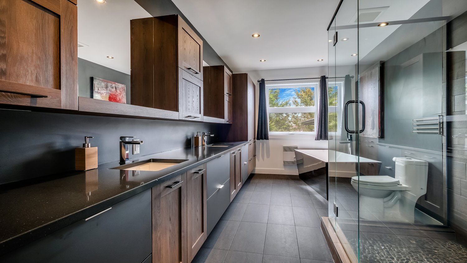 Salle de bains attenante à la CCP