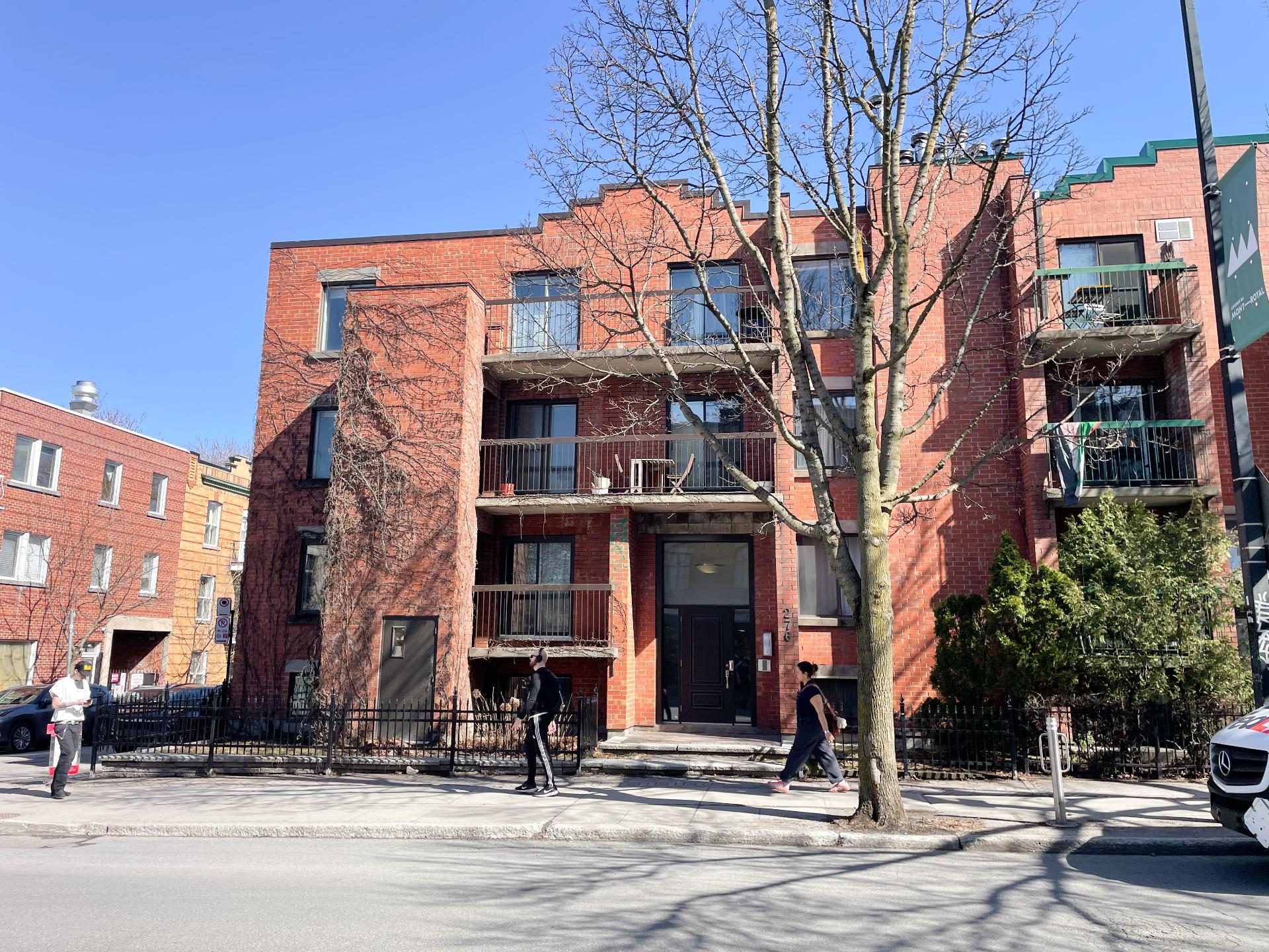Façade