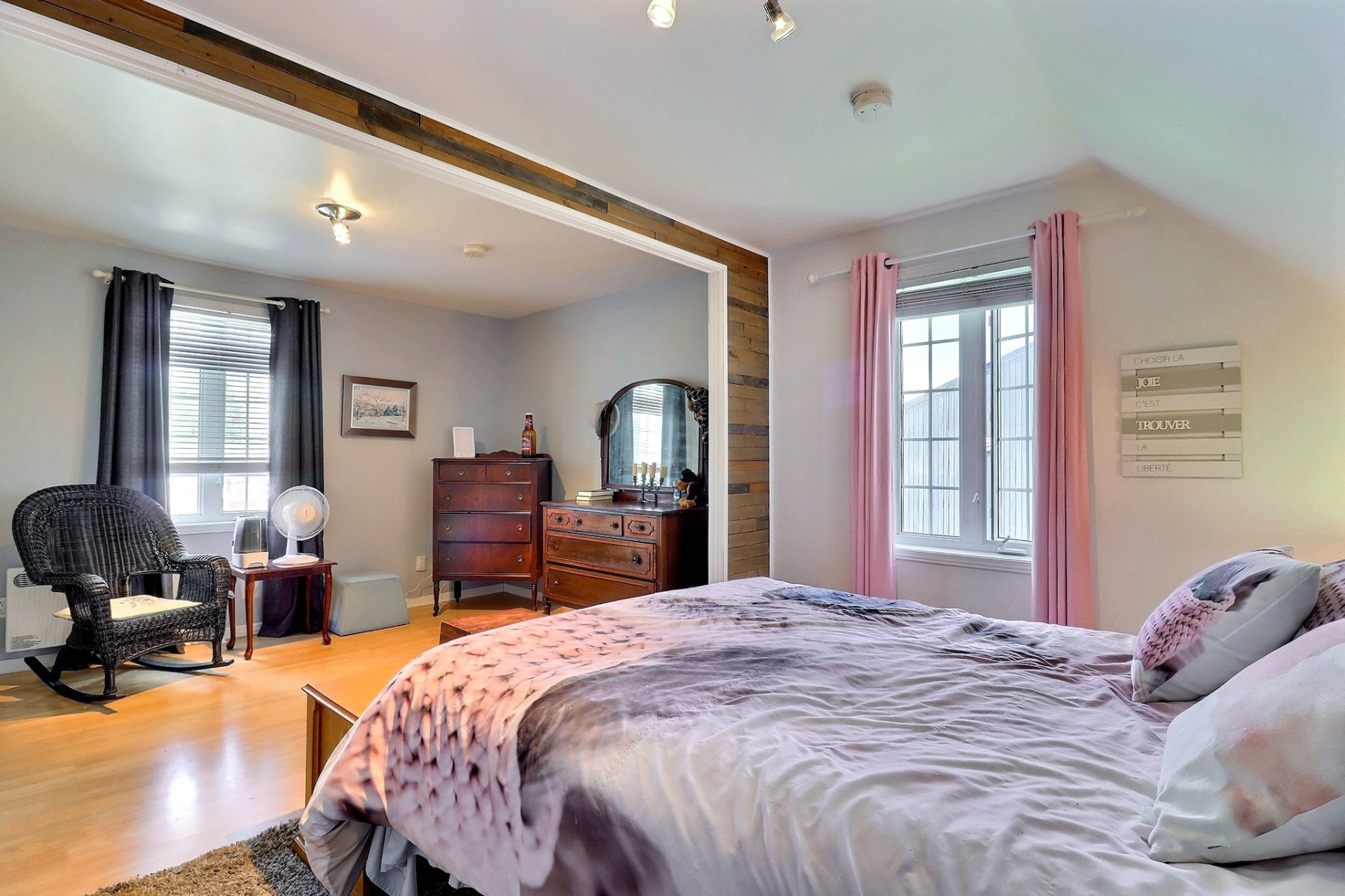 Primary bedroom