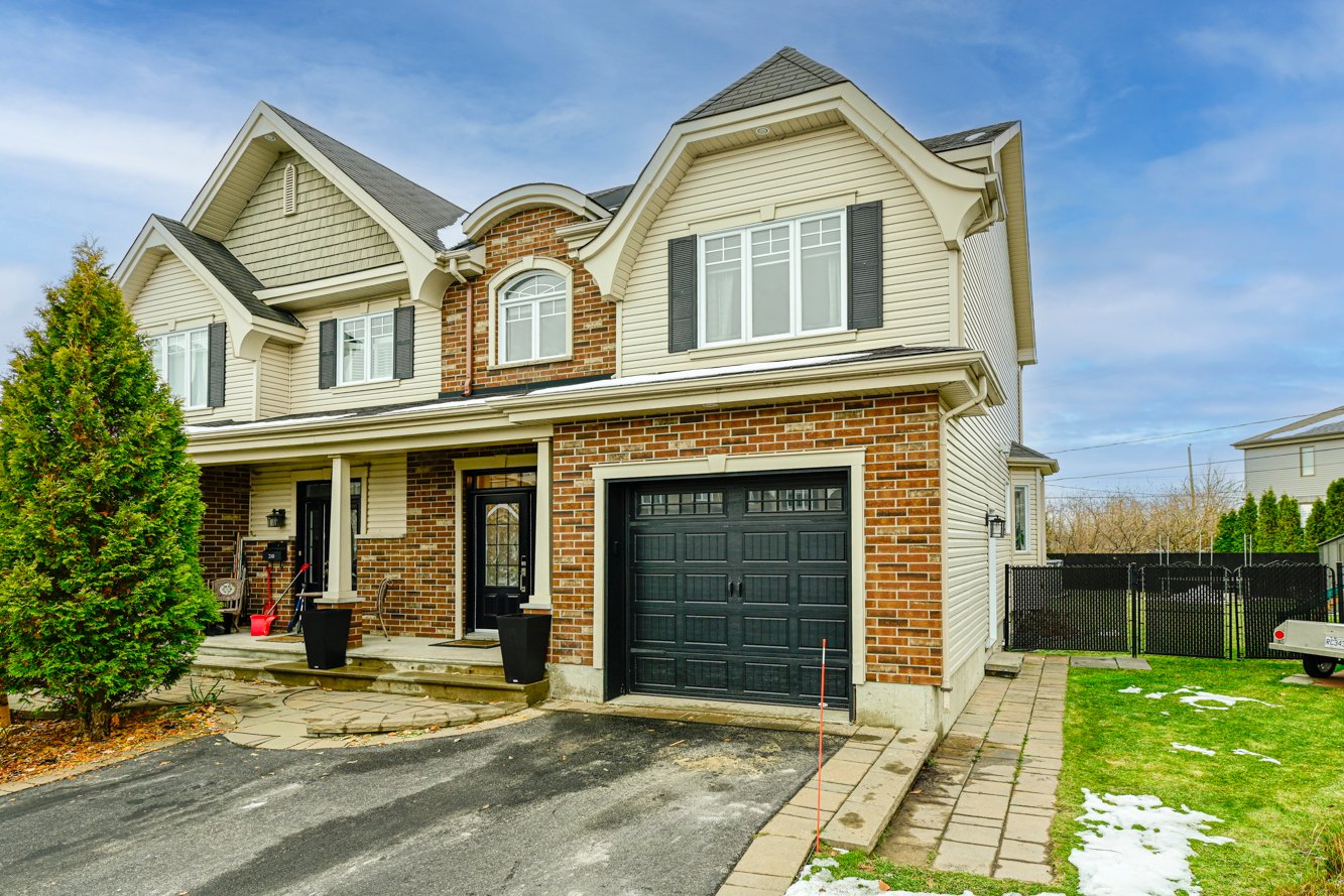 Maison jumelé avec garage - Construction 2010