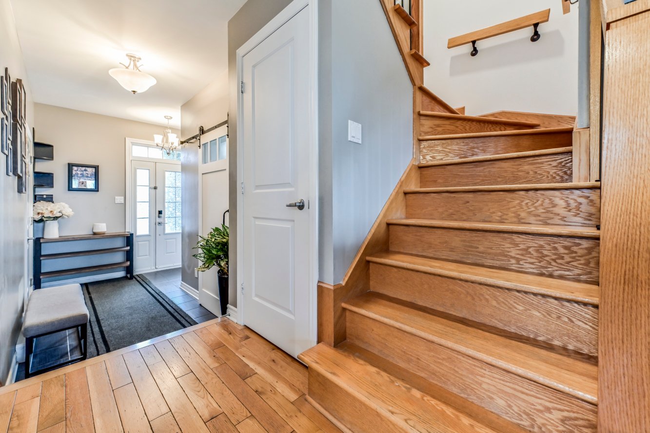 Escalier de bois franc