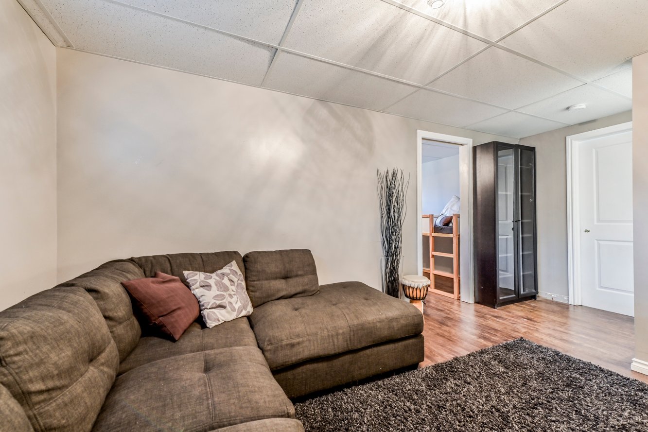 Idéal comme 2e salon ou salle de jeux