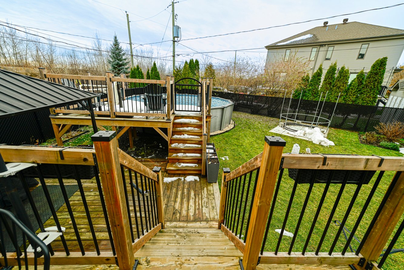 Plusieurs niveaux de balcons