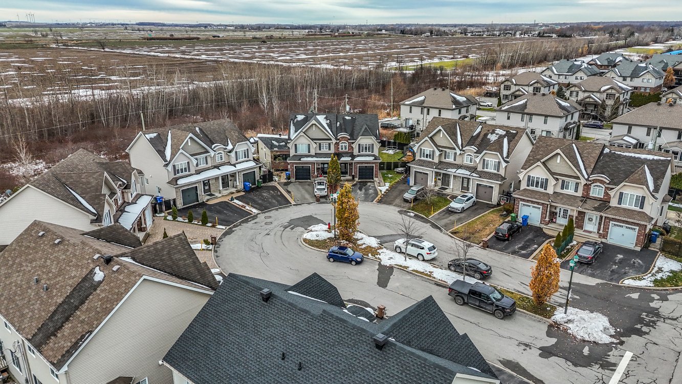 Entrée de cour double largeur pour vos véhicules