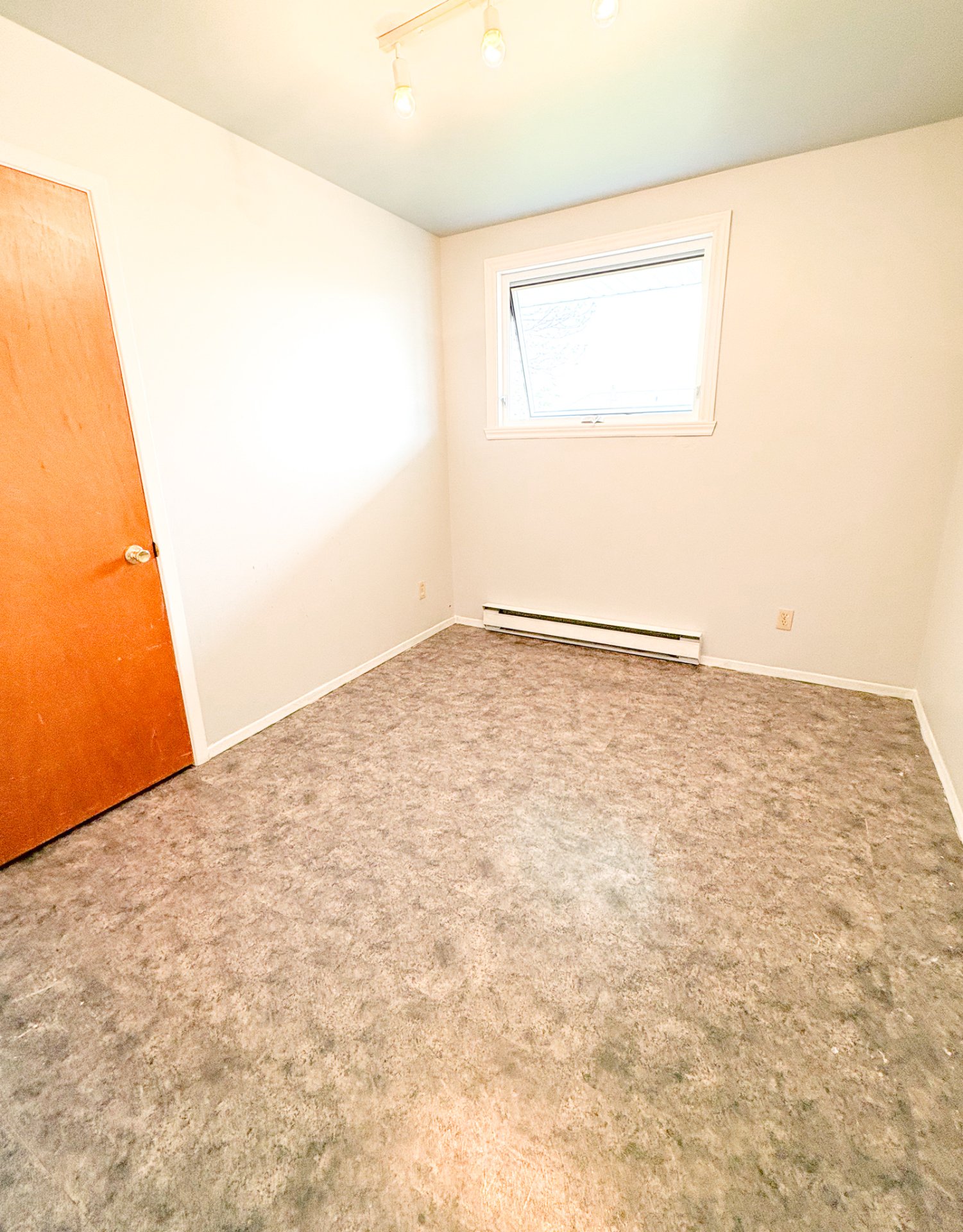 3 chambres à coucher au premier étage