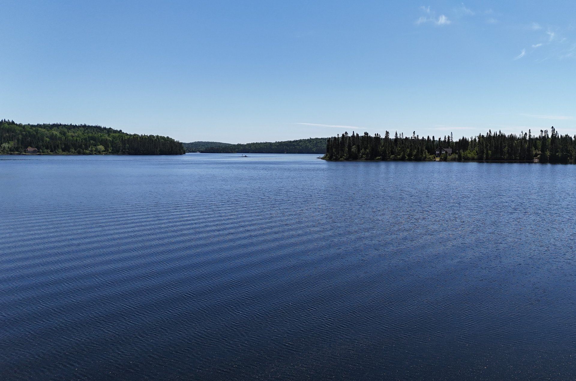 Vue sur l'eau