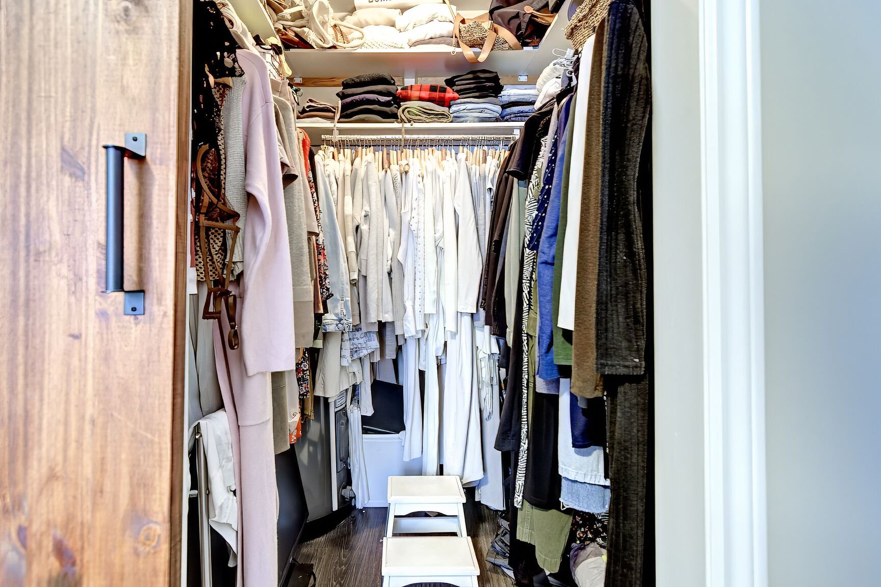Walk-in closet