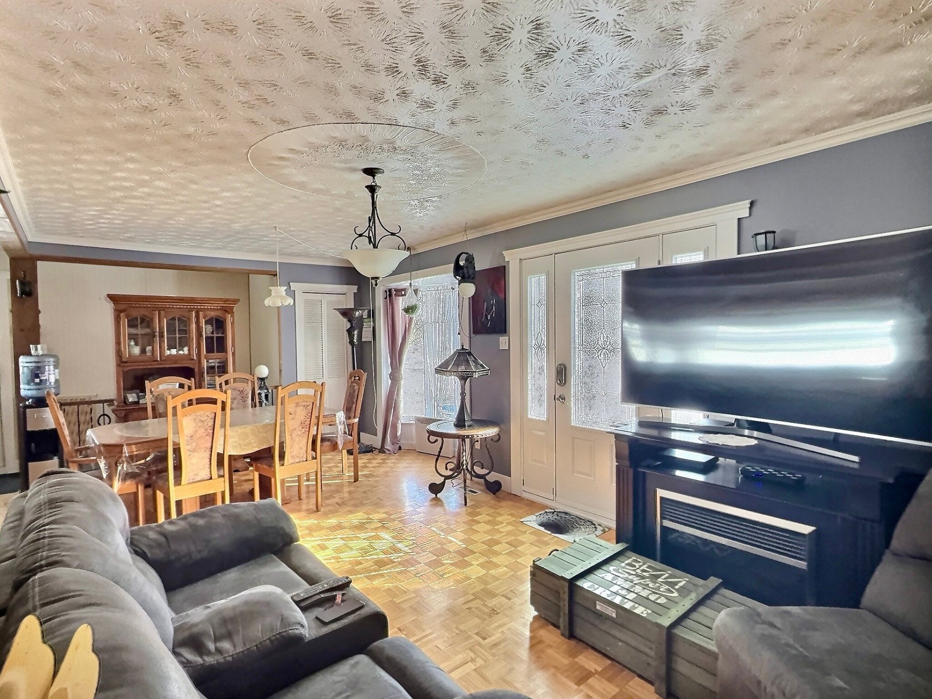 Salon
