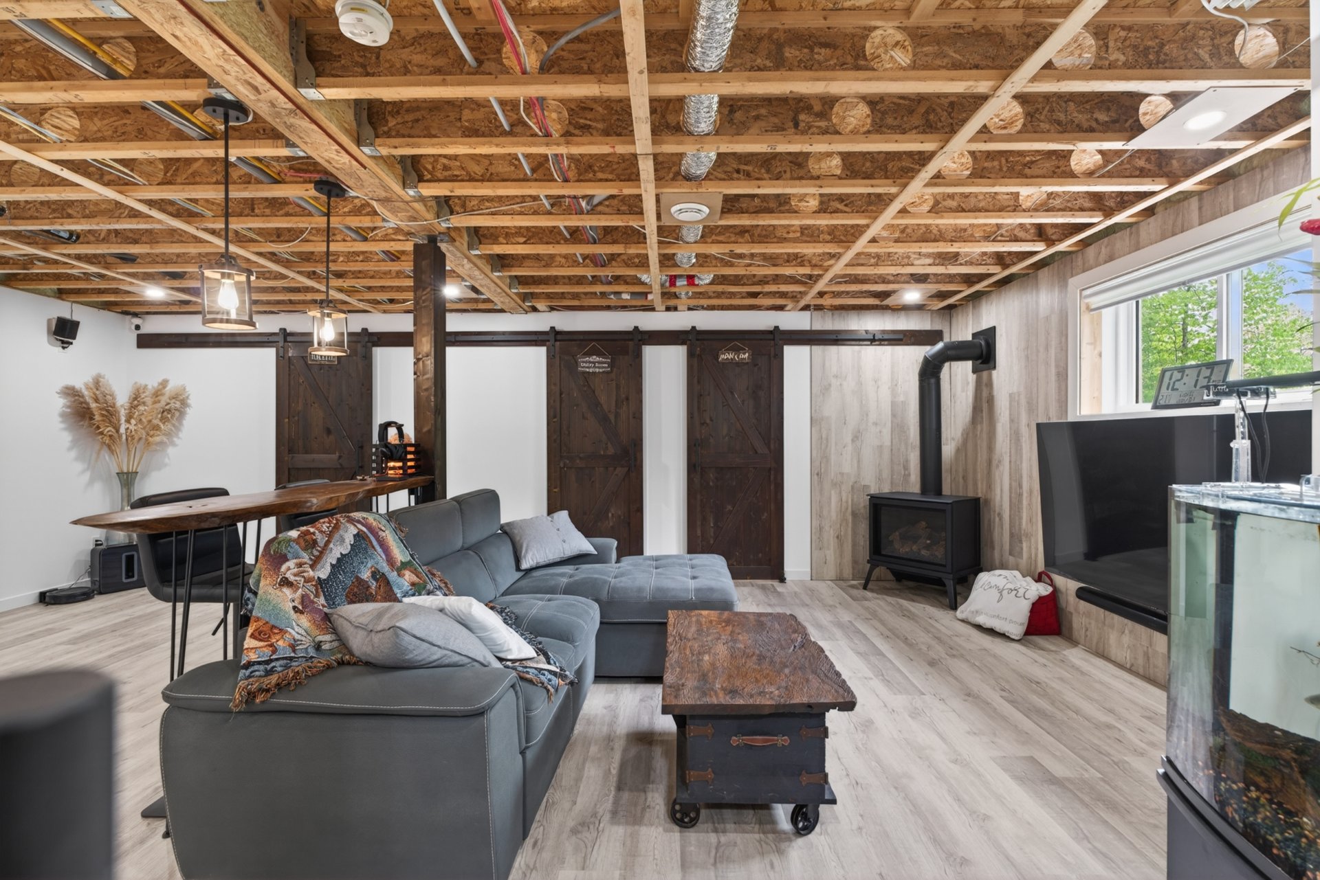Industrial style with exposed ceiling structure