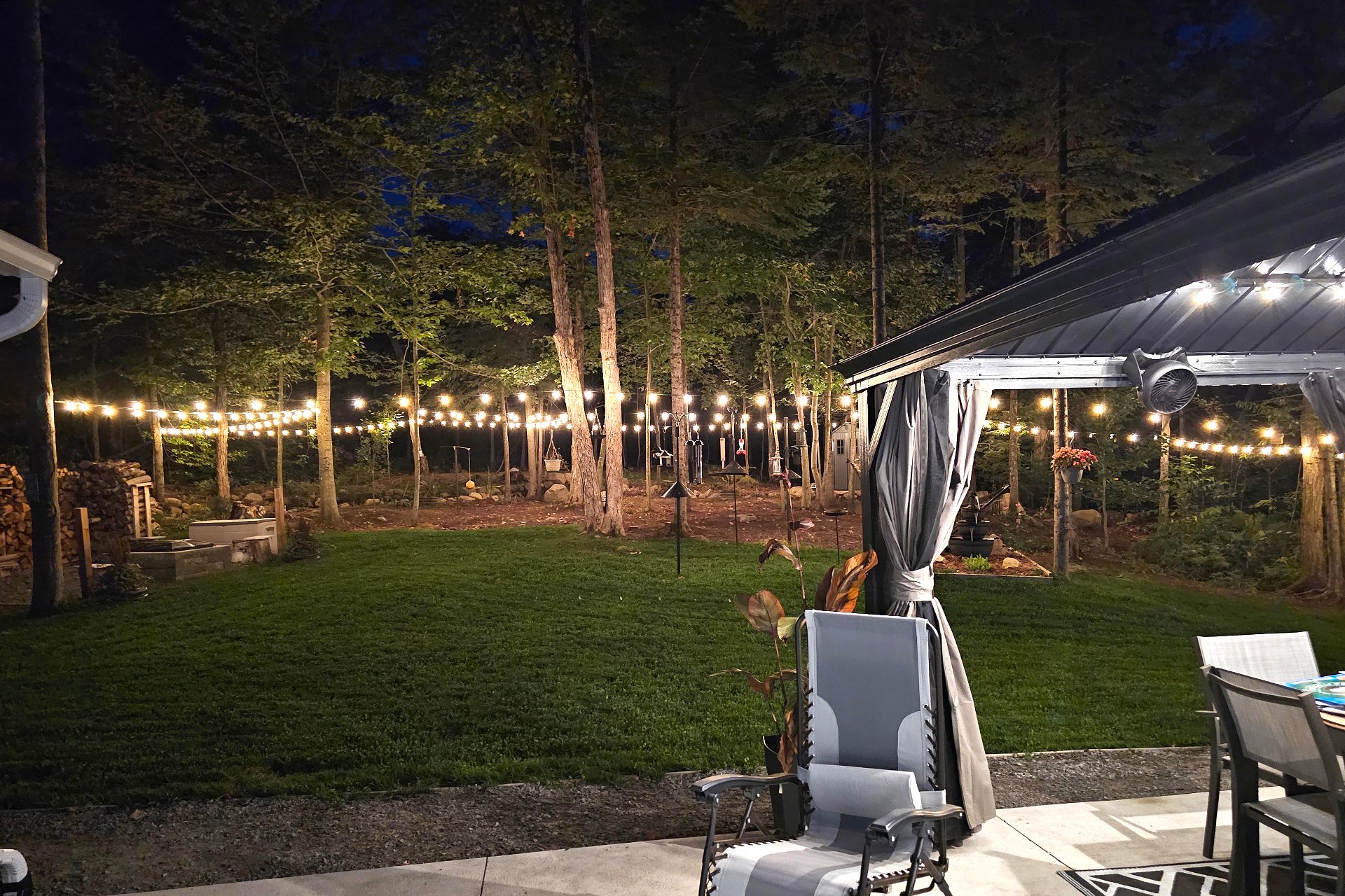 Backyard evening lighting/seller's photo