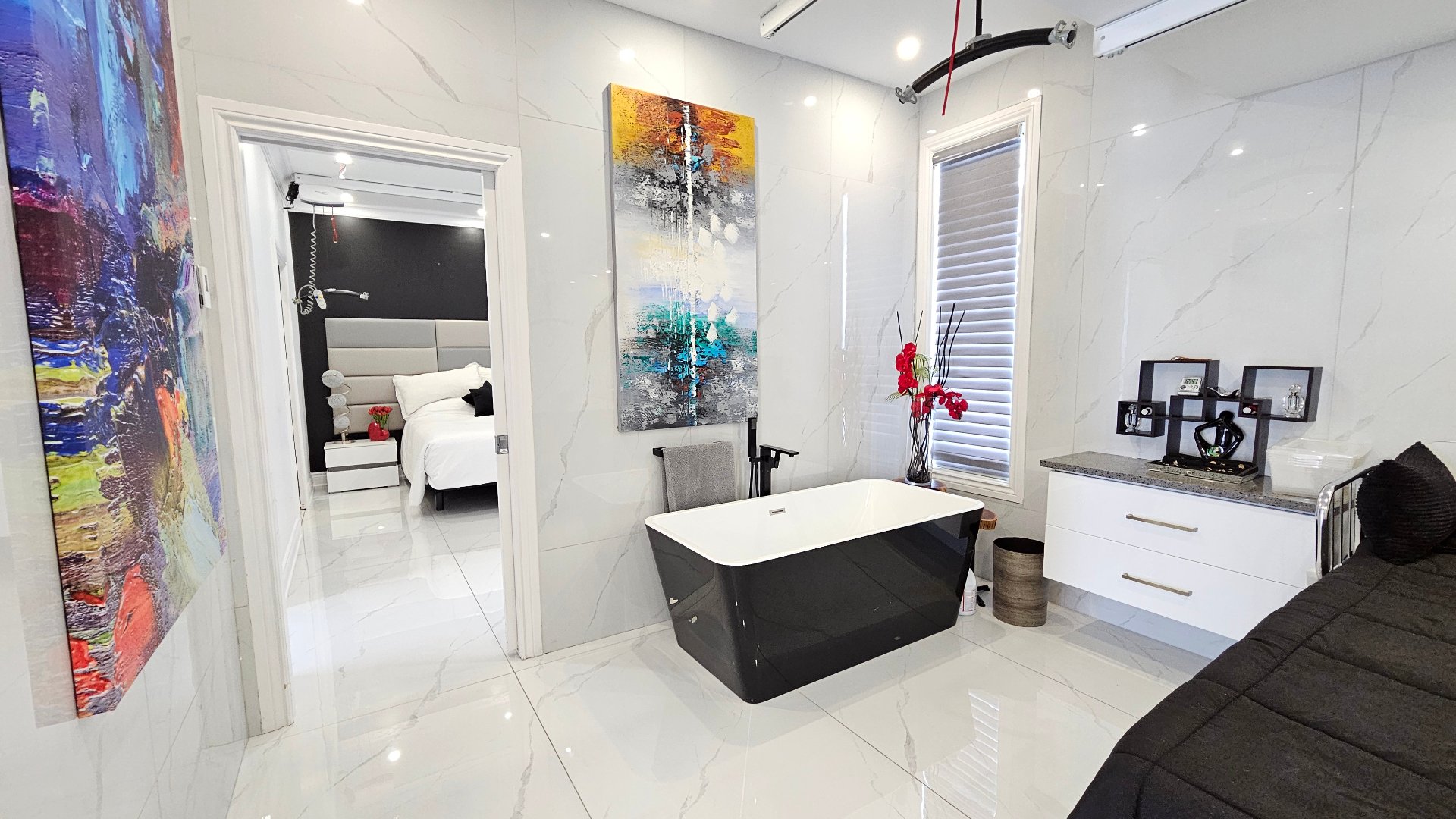 Ensuite bathroom