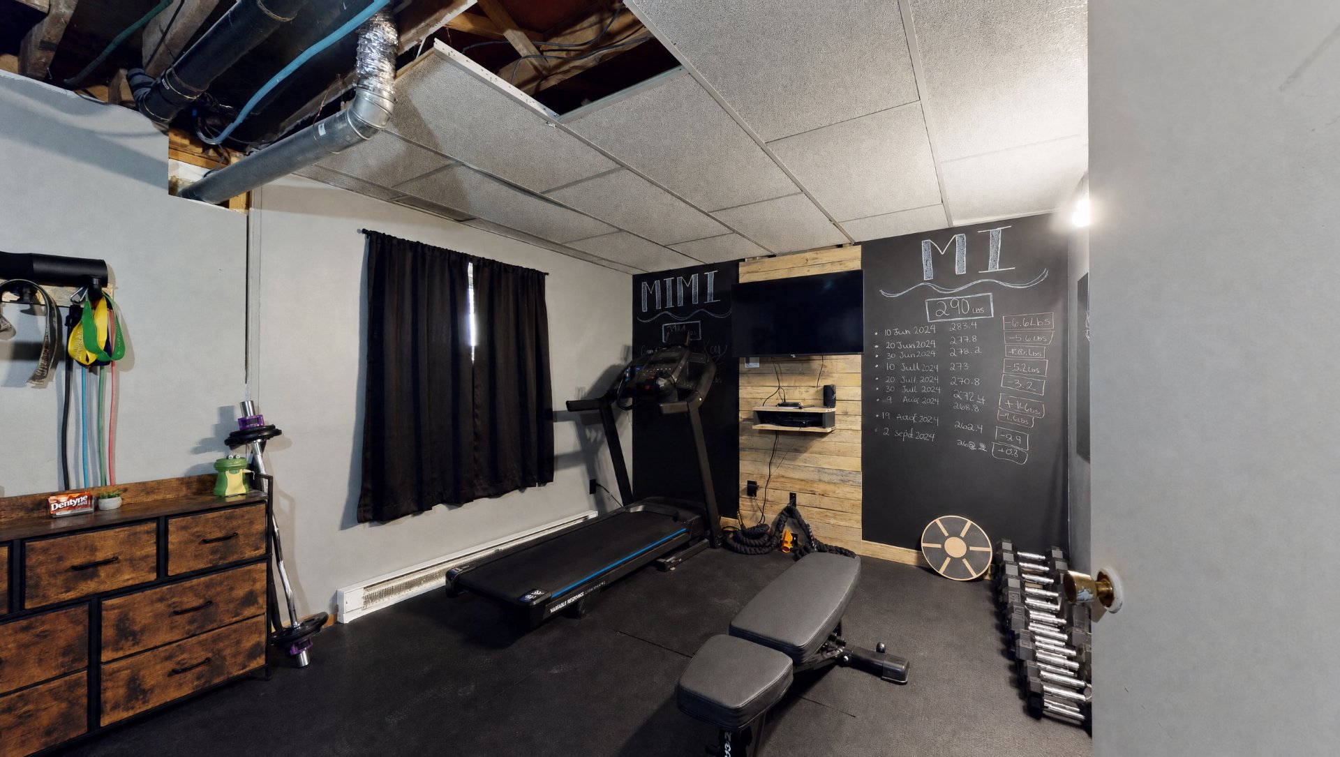 sous-sol peut-être converti en 2 chambres