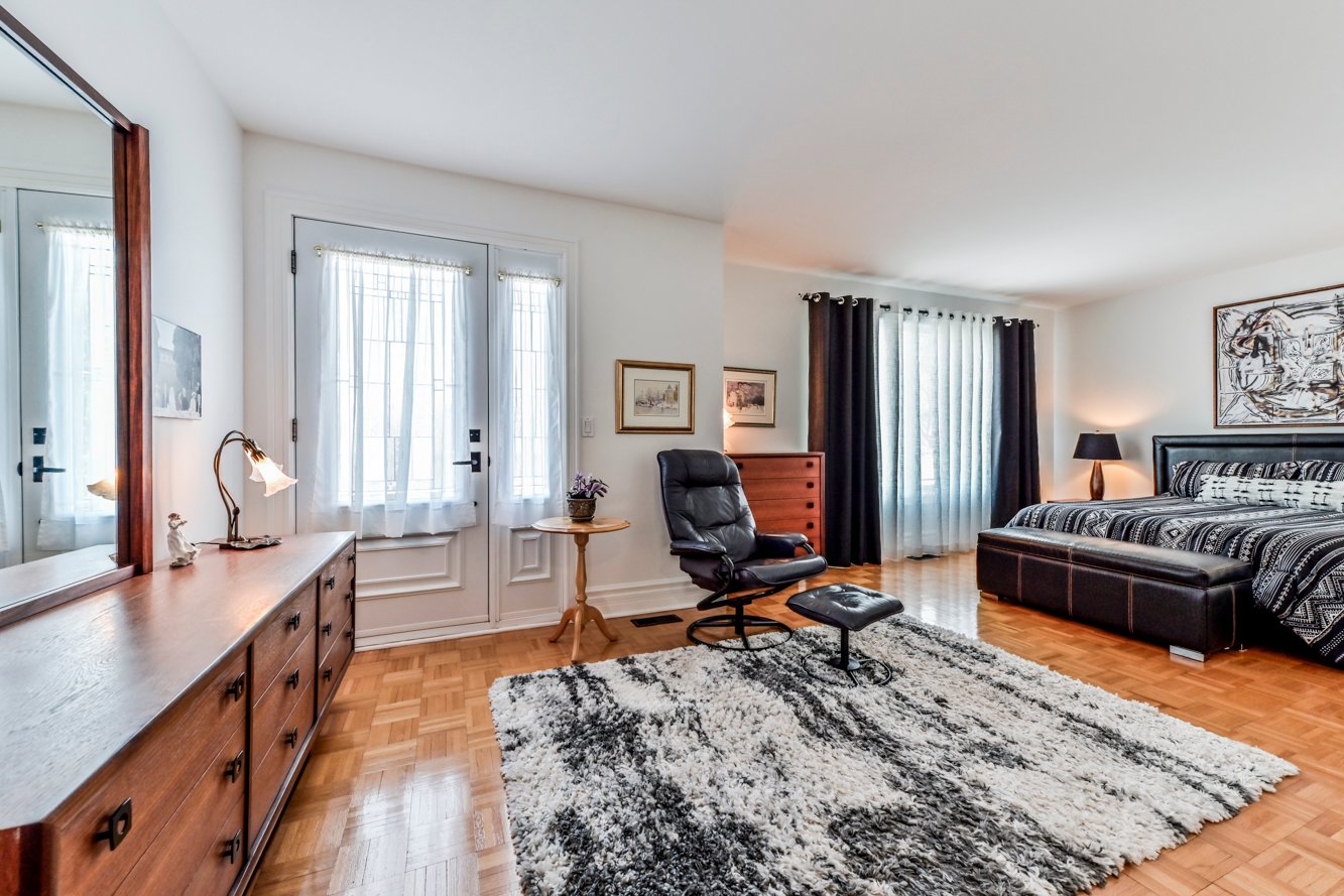 Porte vers le balcon