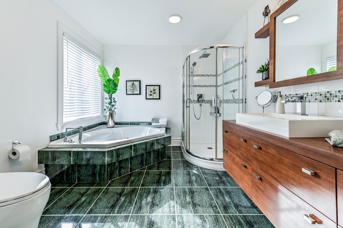 Bain tourbillon & douche