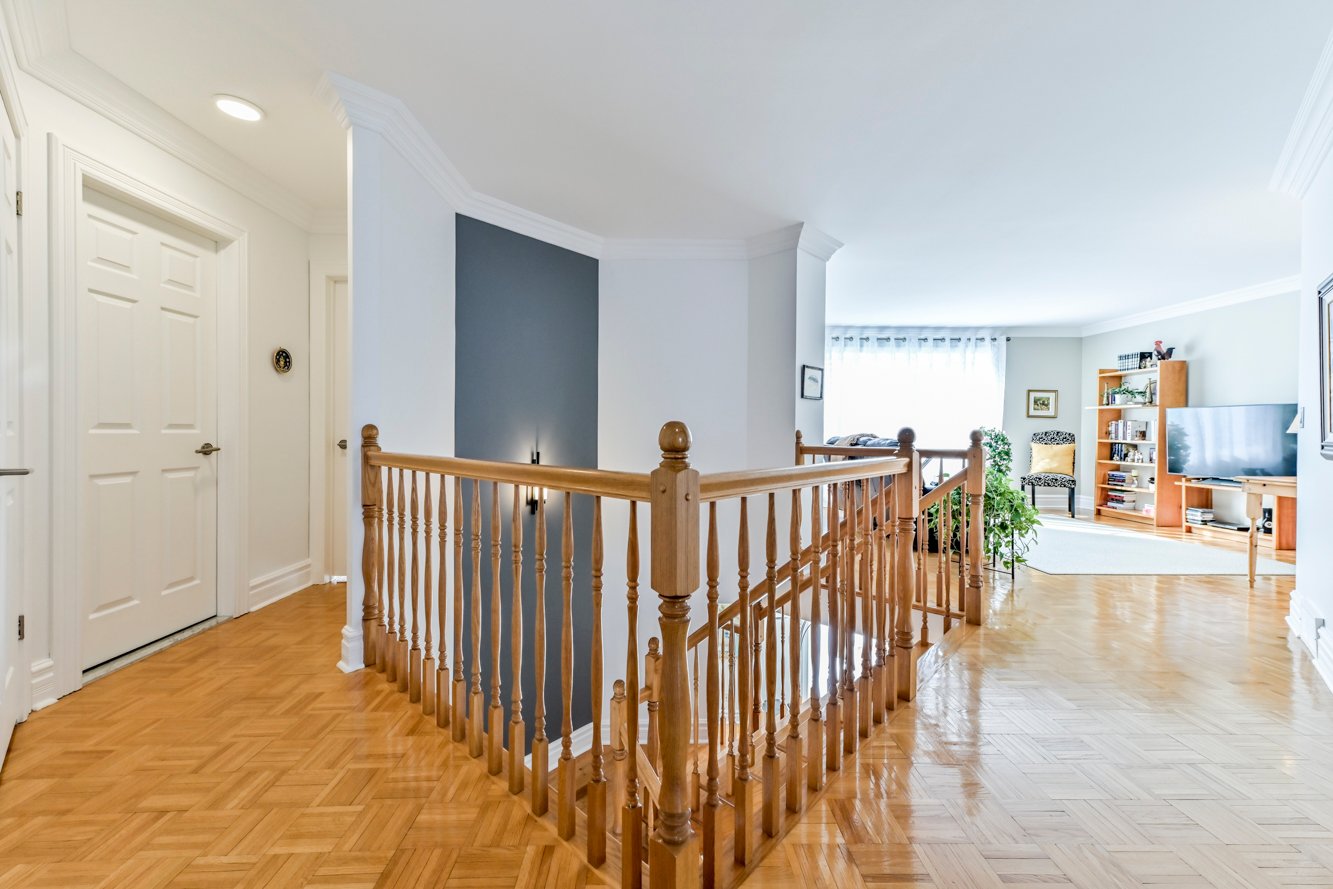 Vue d'ensemble au 2e étage