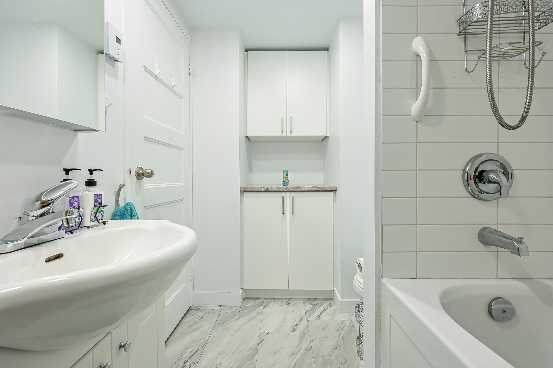 Ensuite bathroom