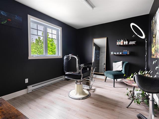 Salon