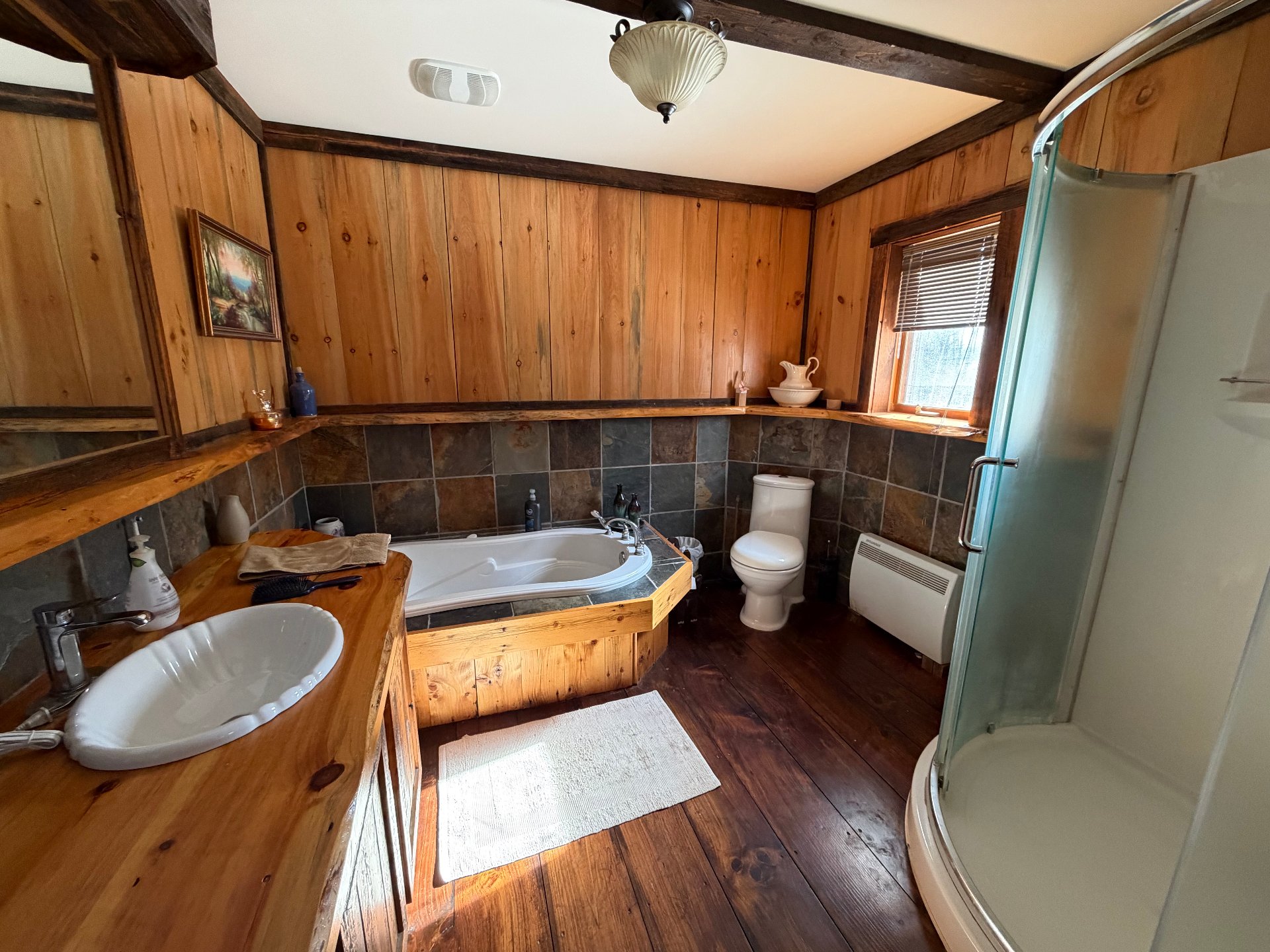 Salle de bains attenante à la CCP