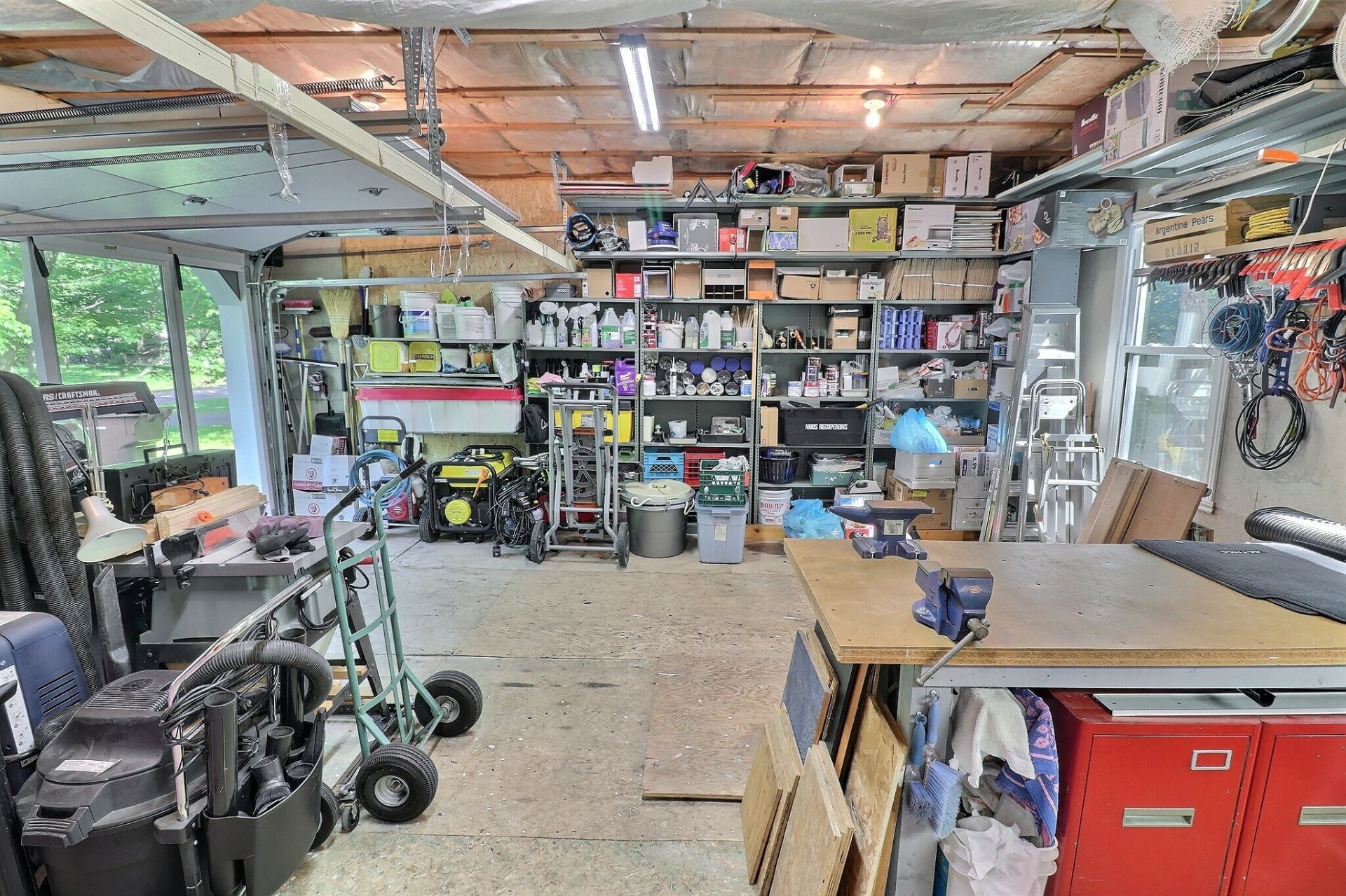 Garage