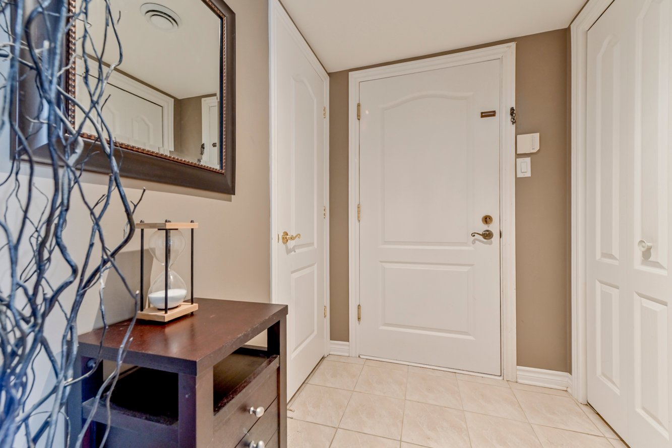 Pièce de rangement & garde-robe double