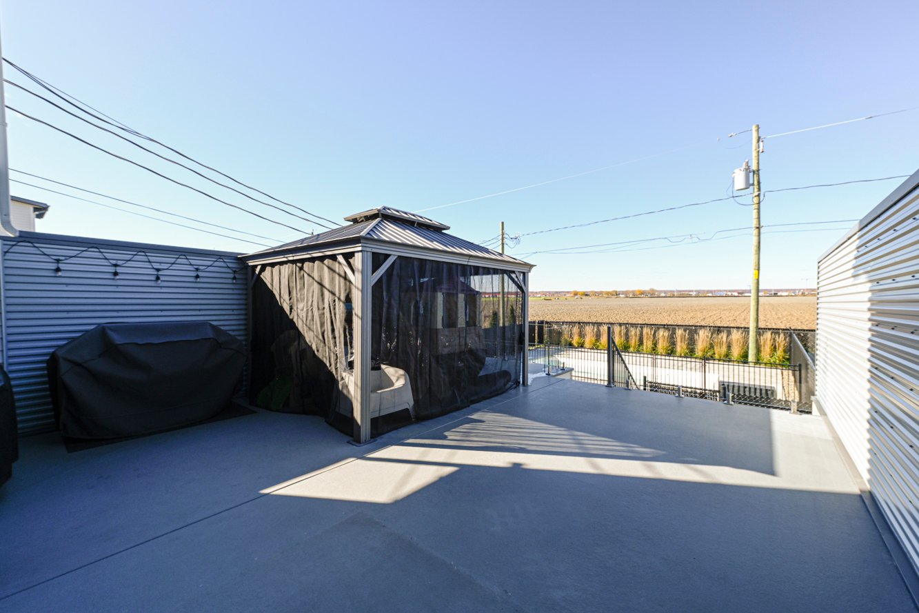 Terrasse et gazebo