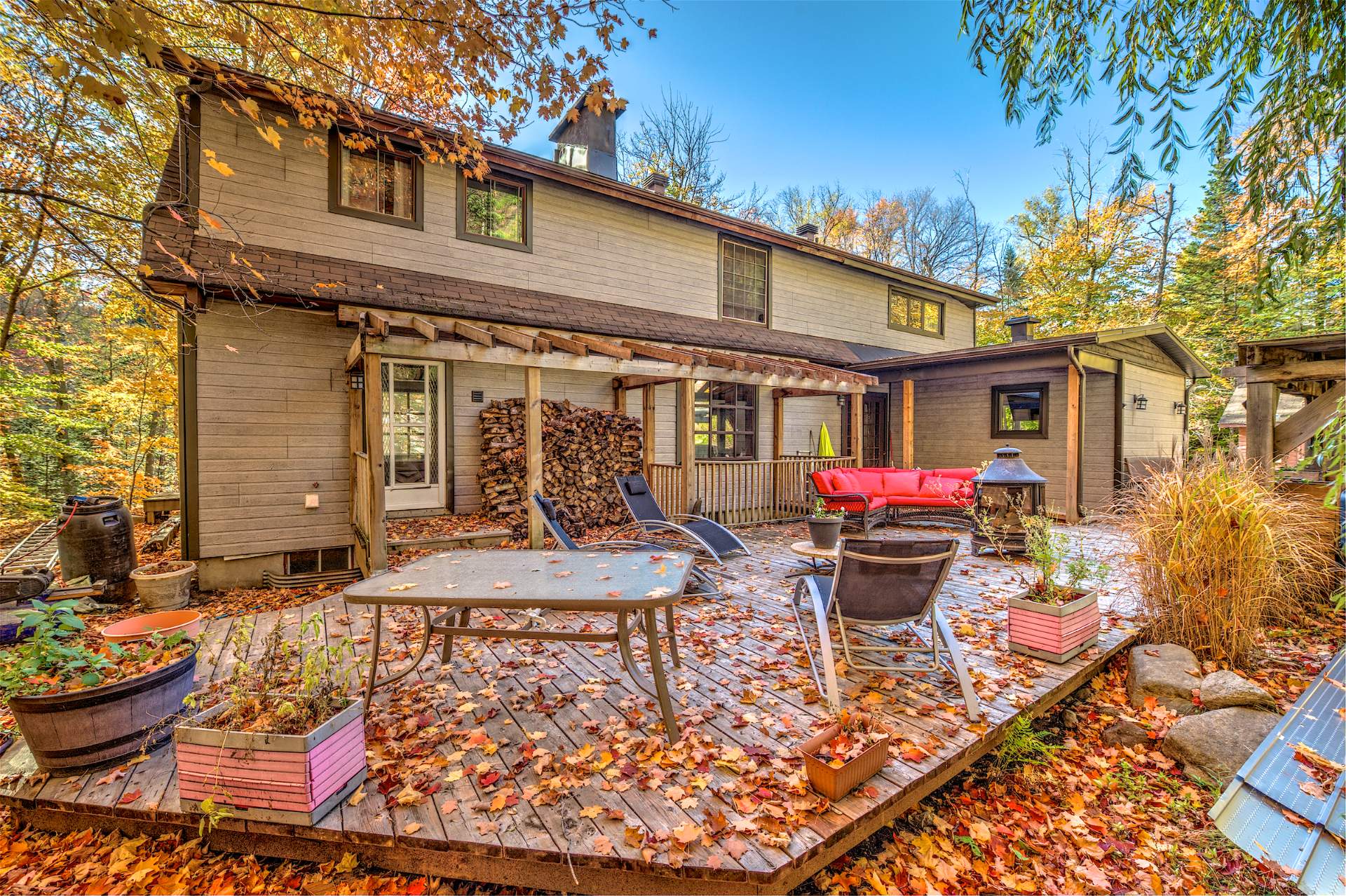 Entrée extérieur logement