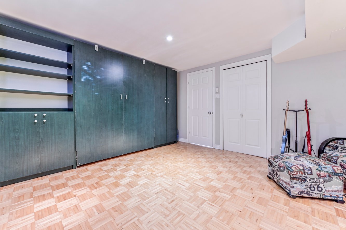 Garde-robe de rangement