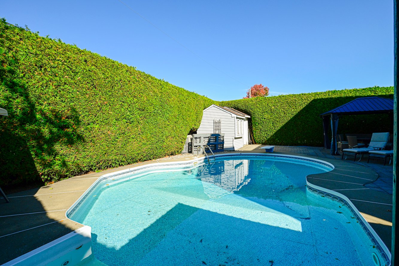 Piscine bénéficiant du soleil en PM