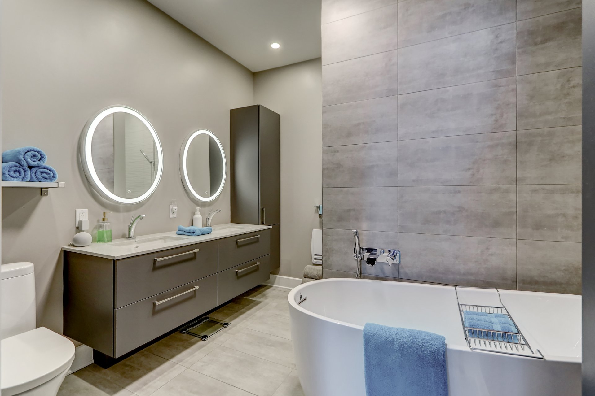 Salle de bains attenante à la CCP