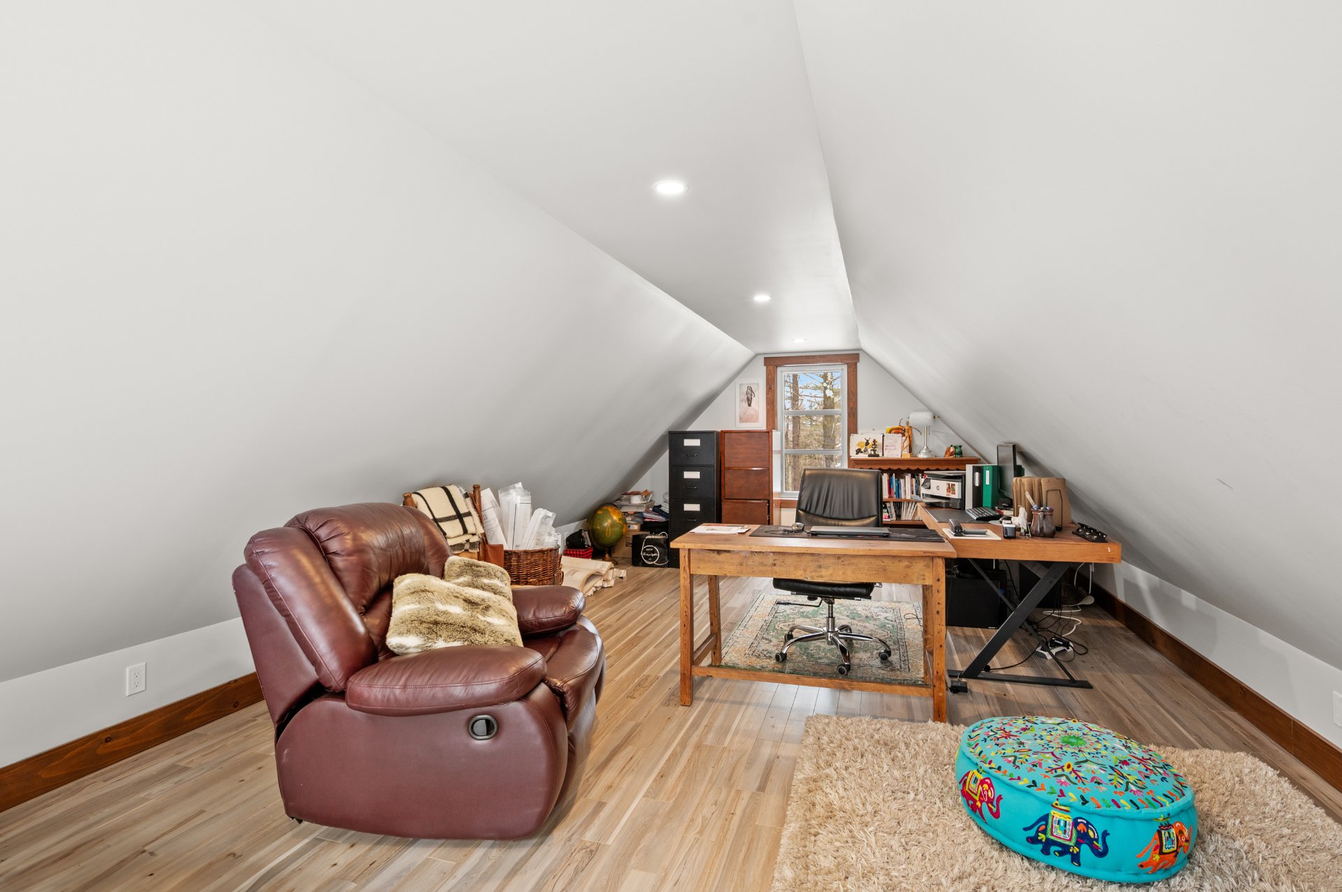 Pièce au-dessus du garage