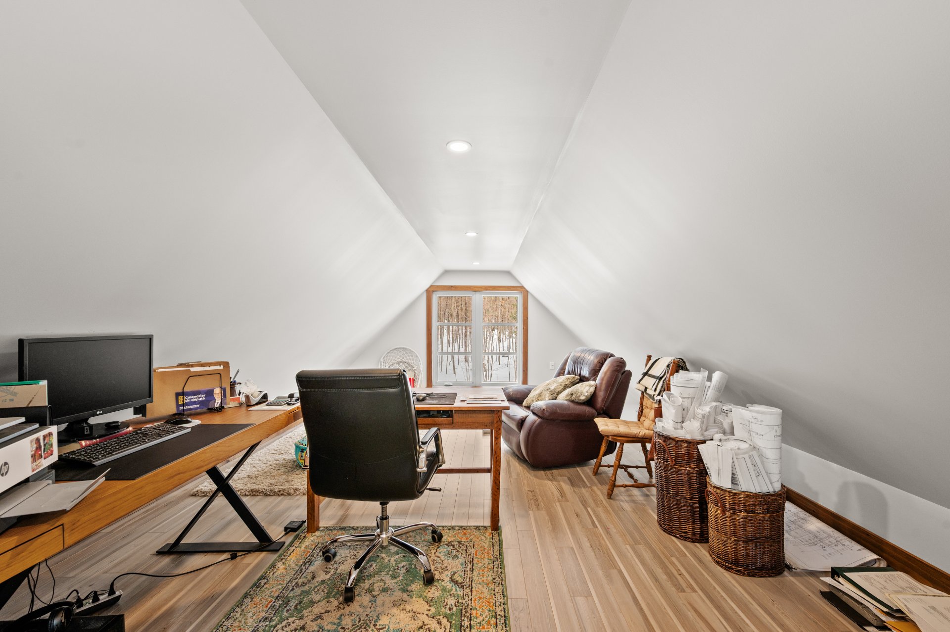 Pièce au-dessus du garage