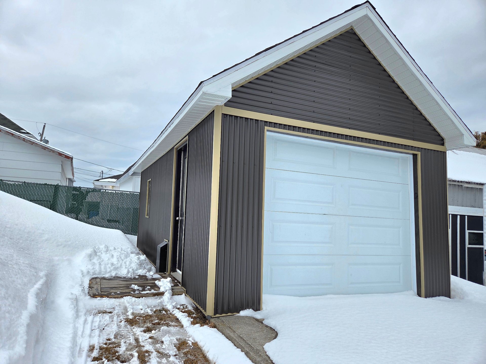 Garage