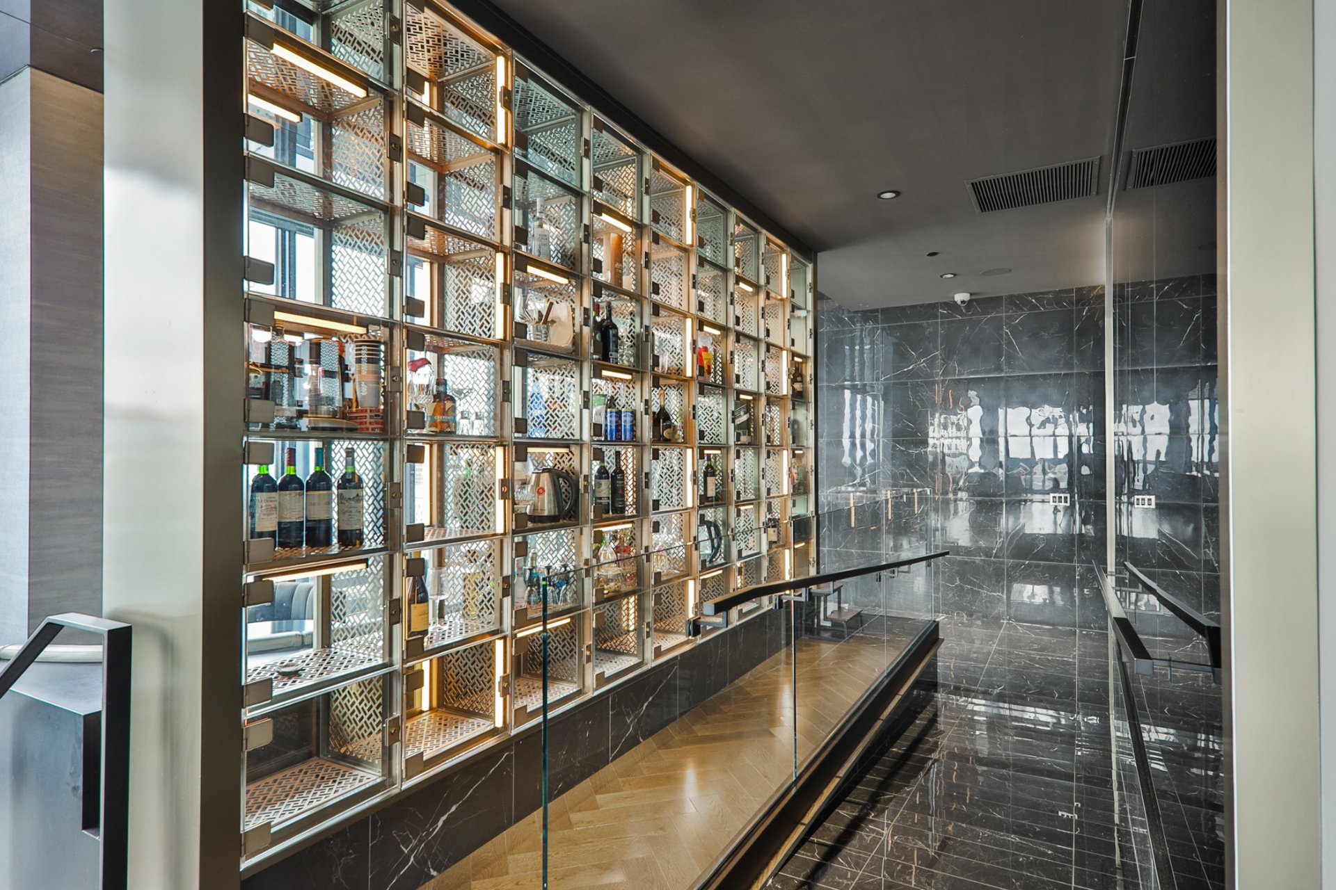 Sky Lounge