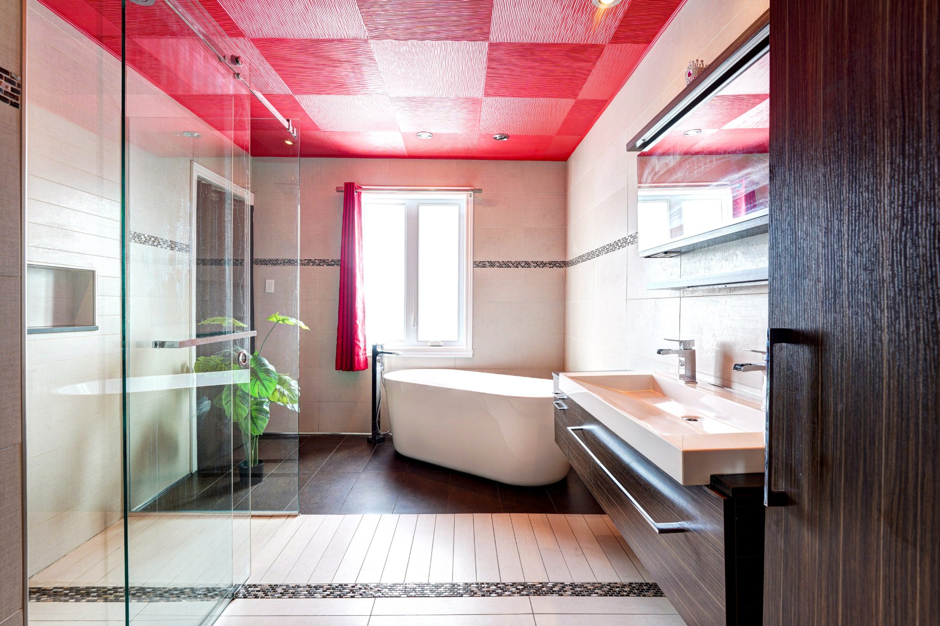 Salle de bains attenante à la CCP