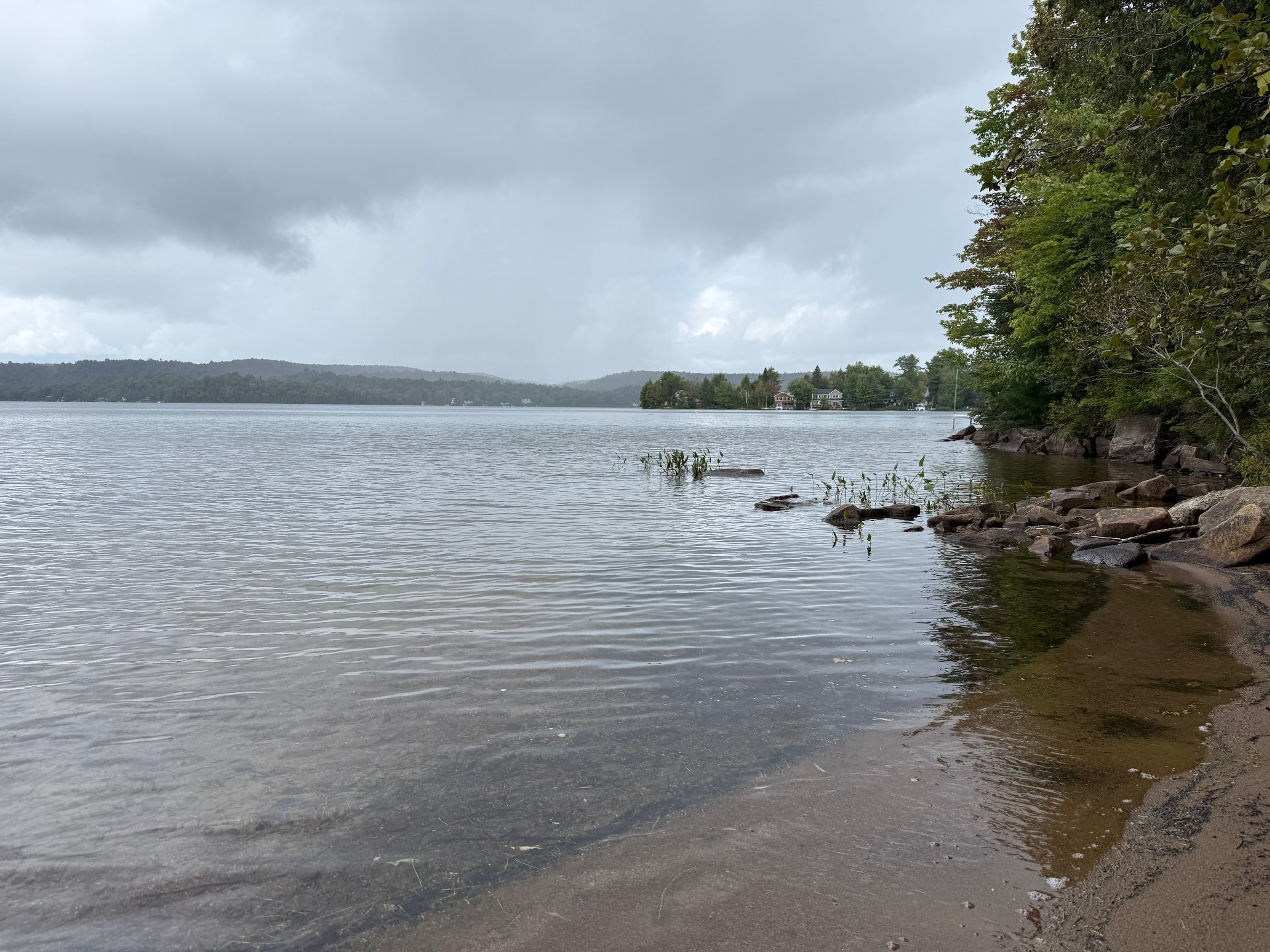 Accès au plan d'eau
