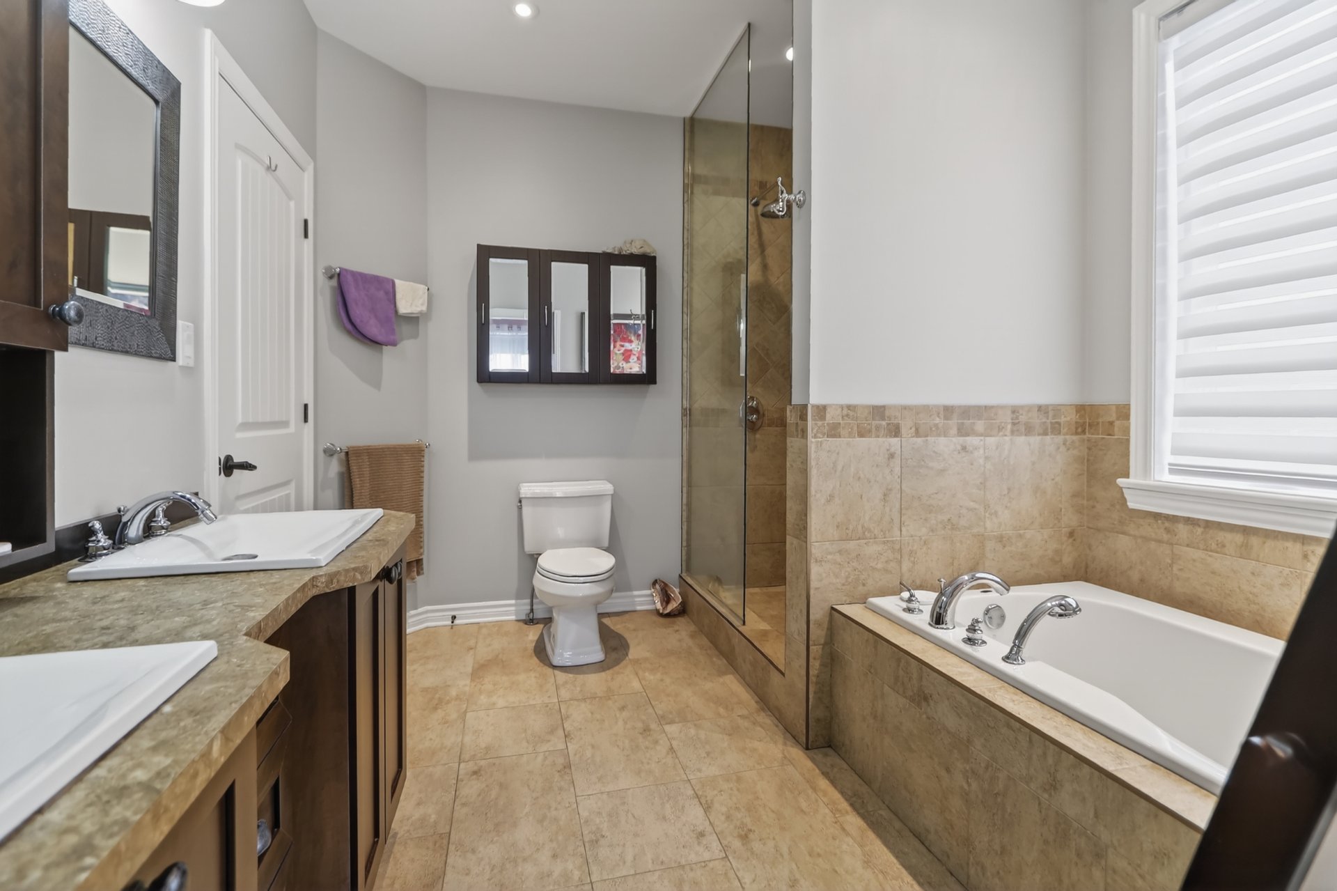 Salle de bains attenante à la CCP