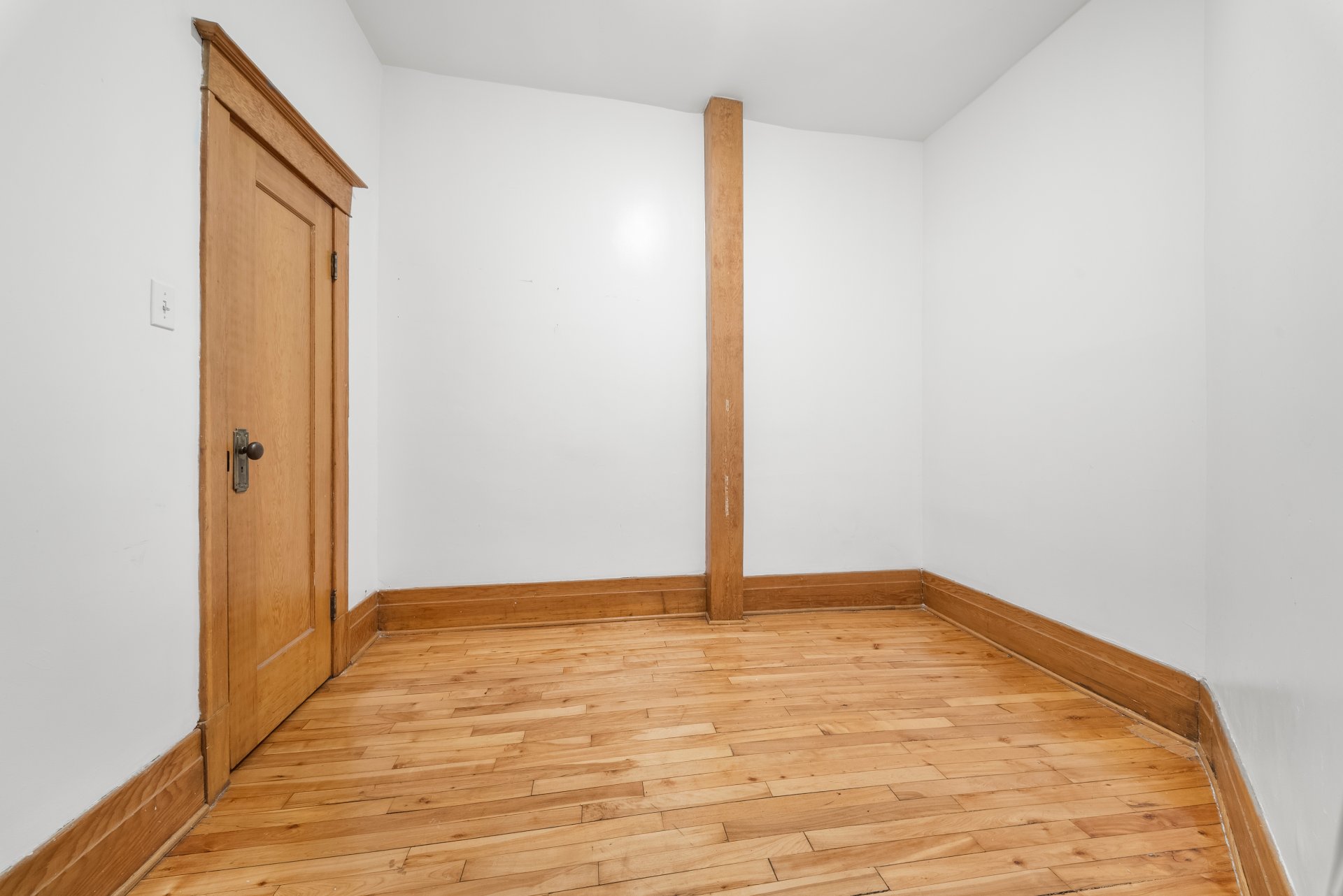 app.2-chambre sans fenêtre