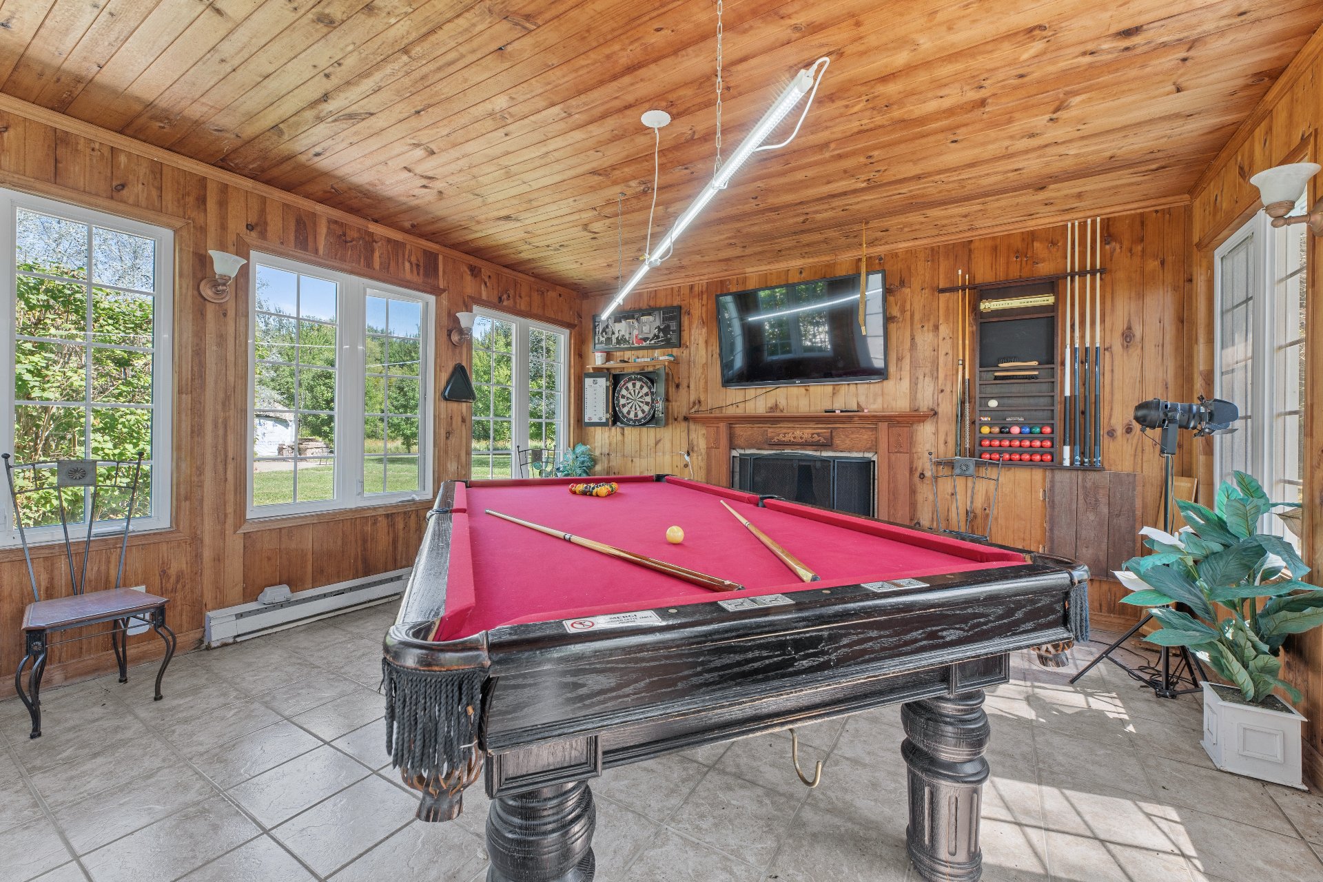 Salle de billard - Bâtiment secondaire