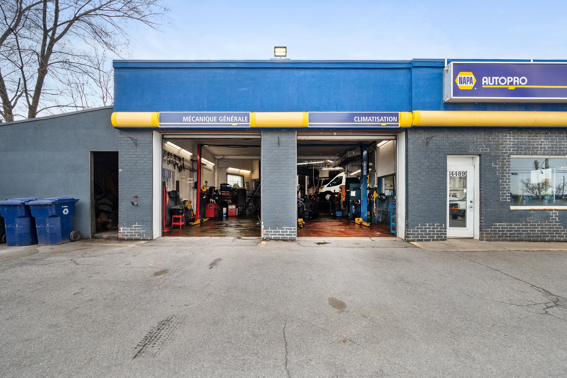 Garage