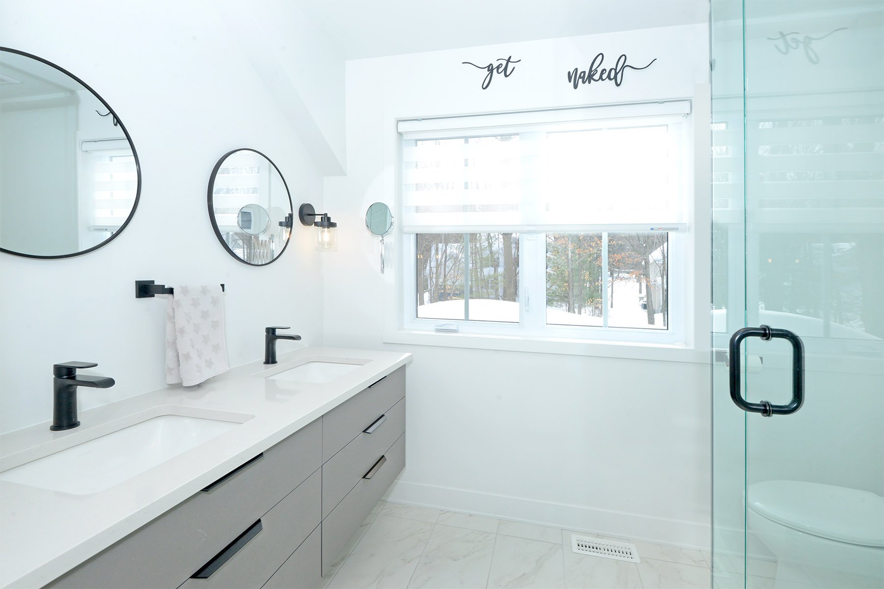 Salle de bains attenante à la CCP