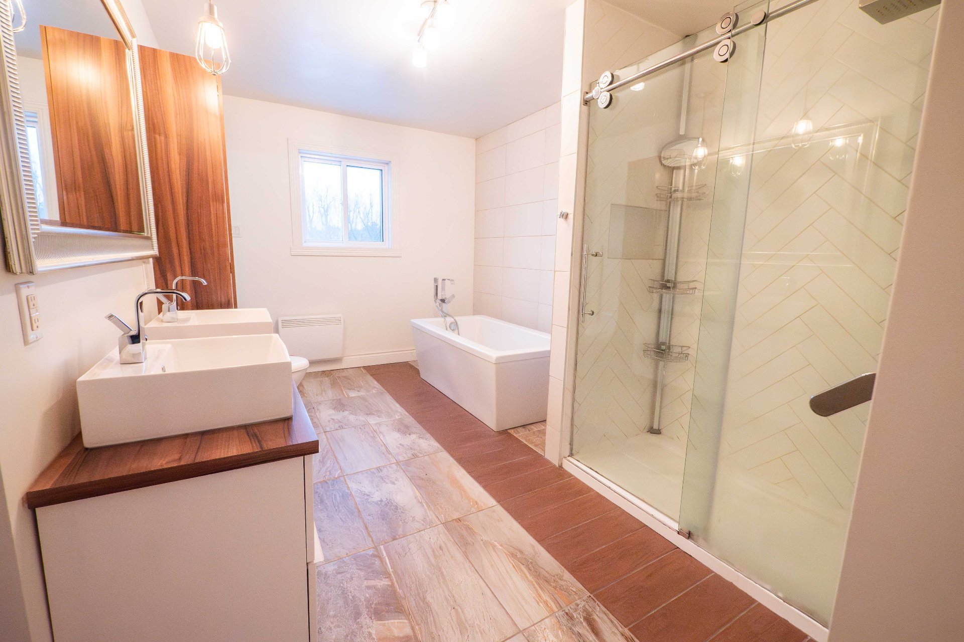 Salle de bains attenante à la CCP