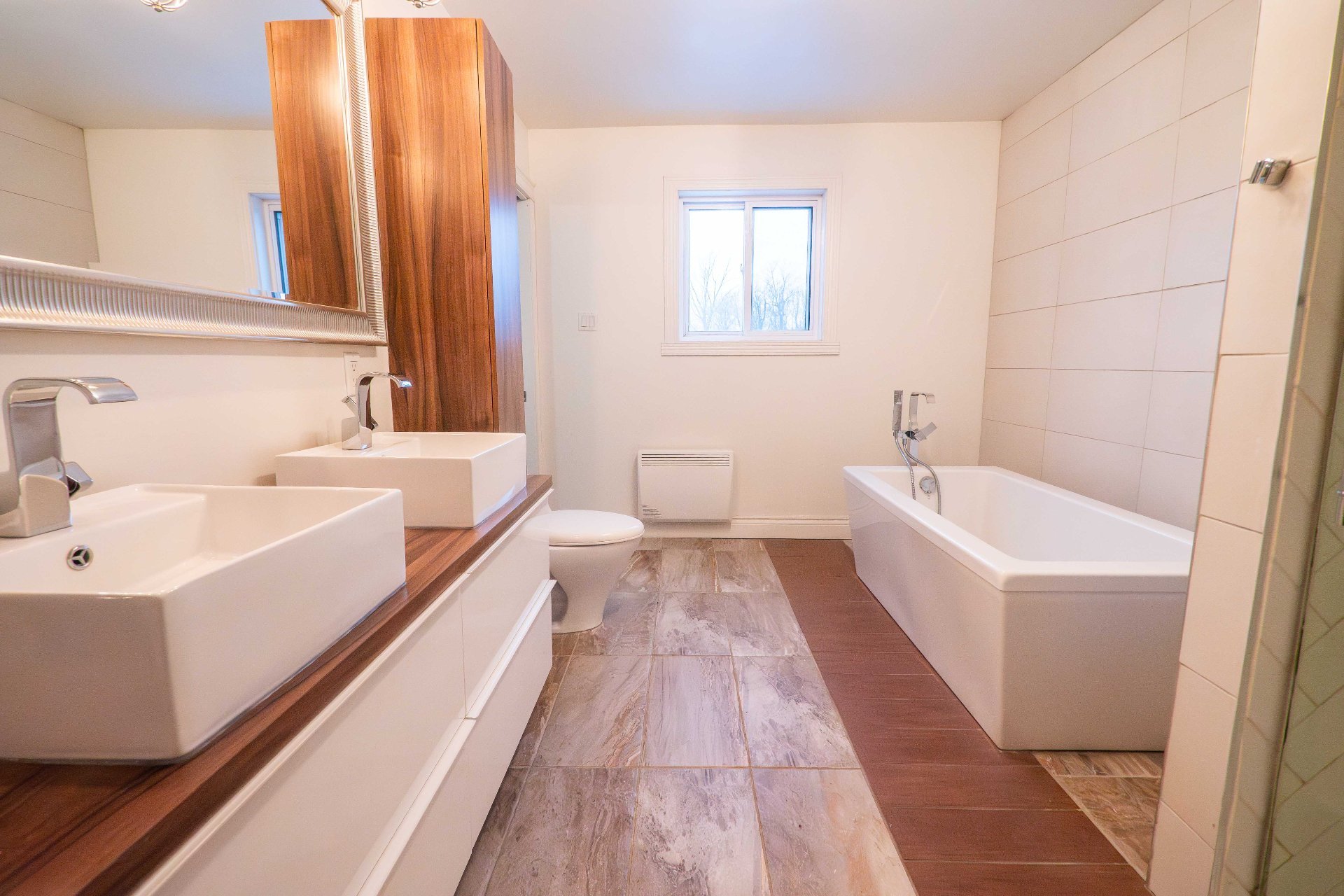 Salle de bains attenante à la CCP