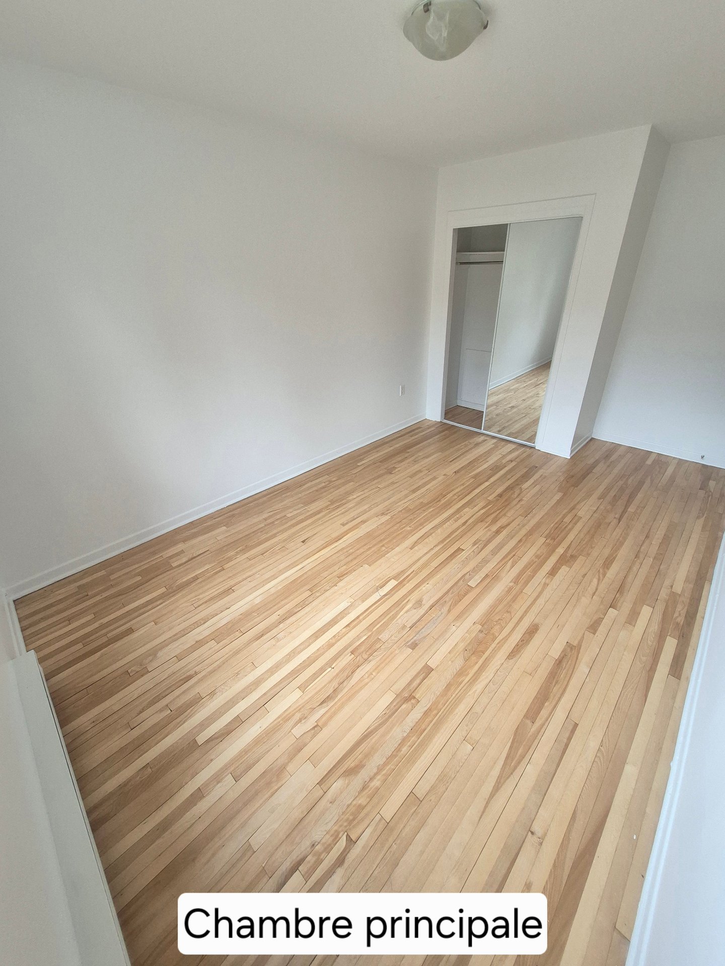 Chambre à coucher principale