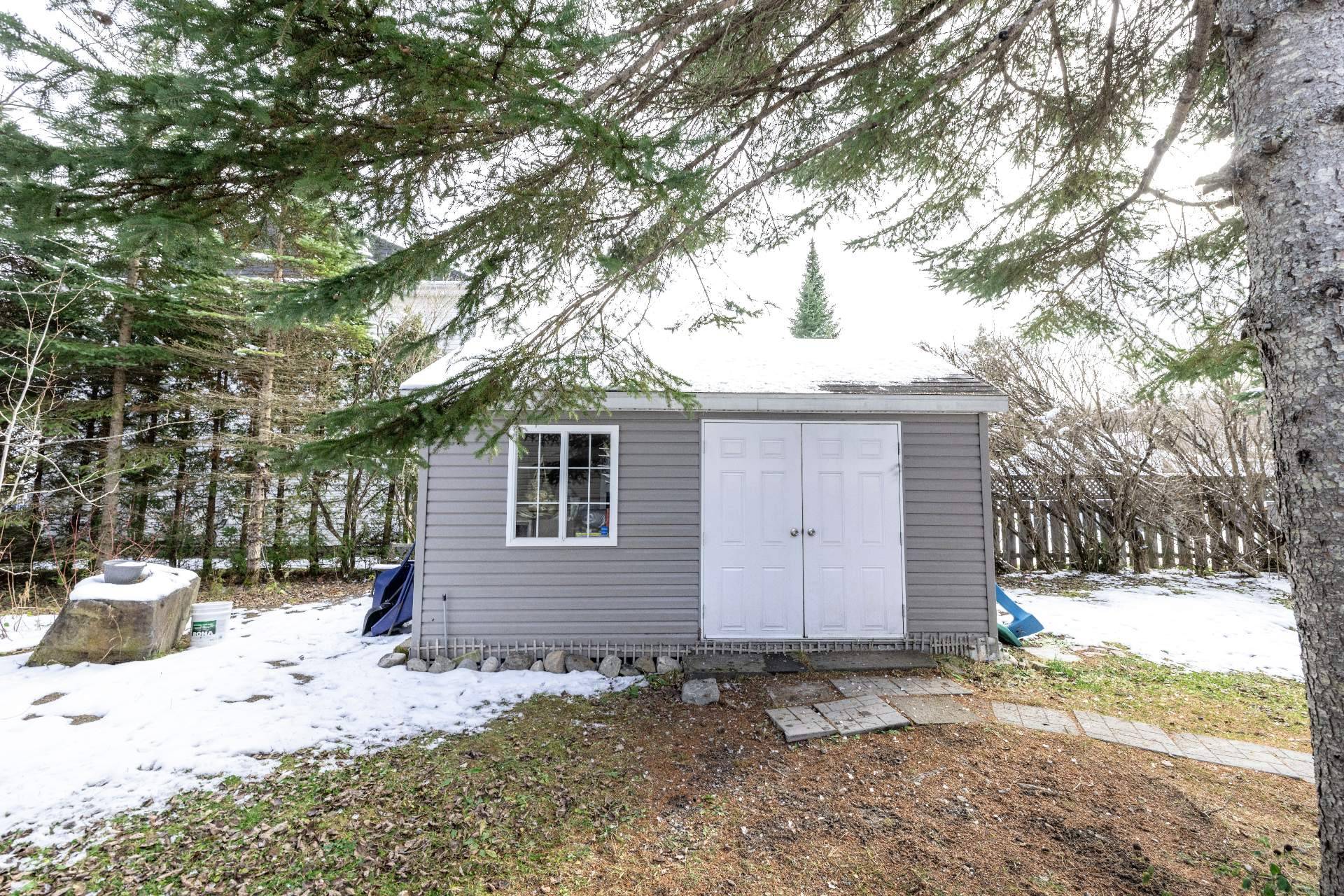 Shed