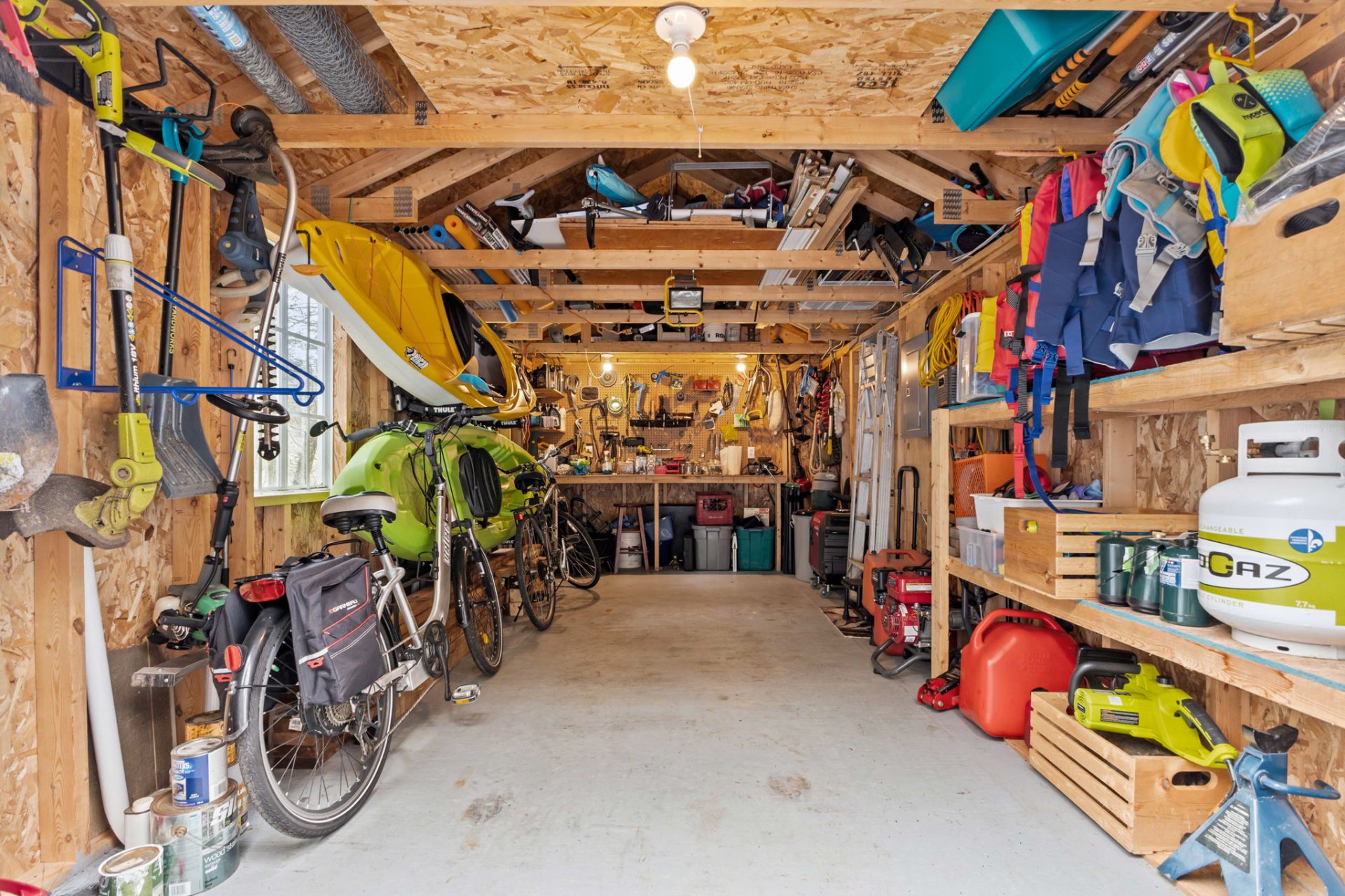 Garage