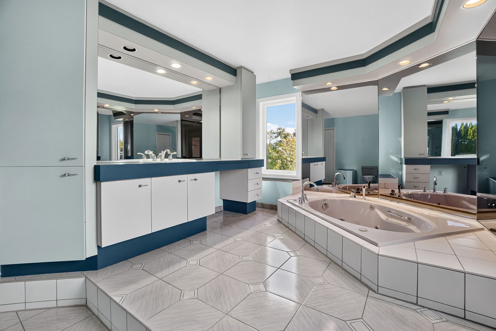 Salle de bains attenante à la CCP